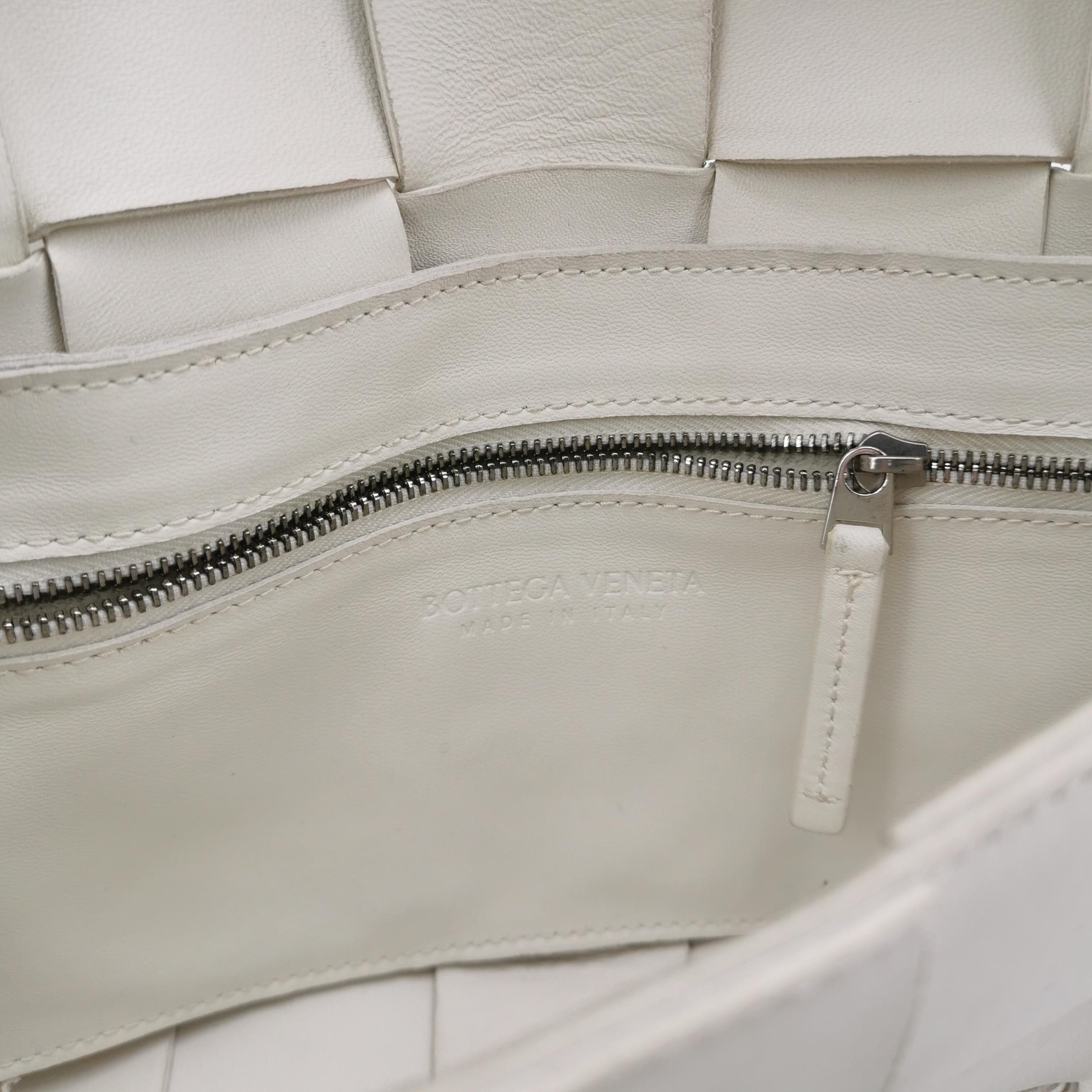 Bottega Veneta Bottega Veneta Women os Shoulder Bags Size ONE SIZE - 8 Thumbnail