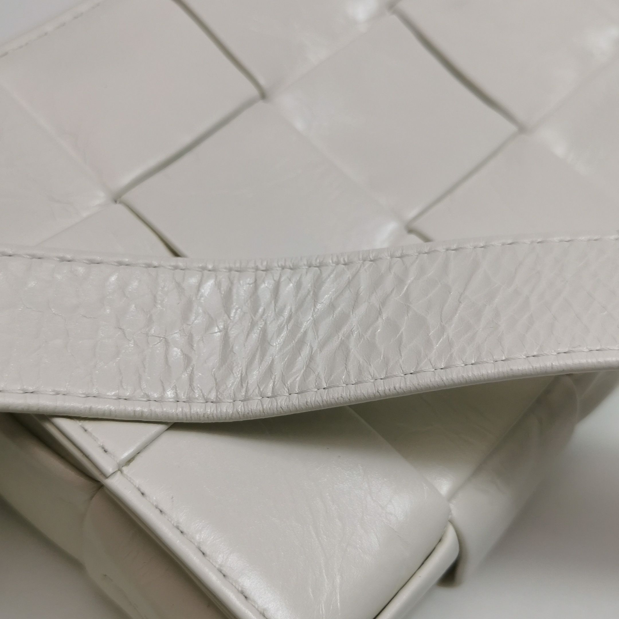 Bottega Veneta Bottega Veneta Women os Crossbody Bags Size ONE SIZE - 18 Thumbnail