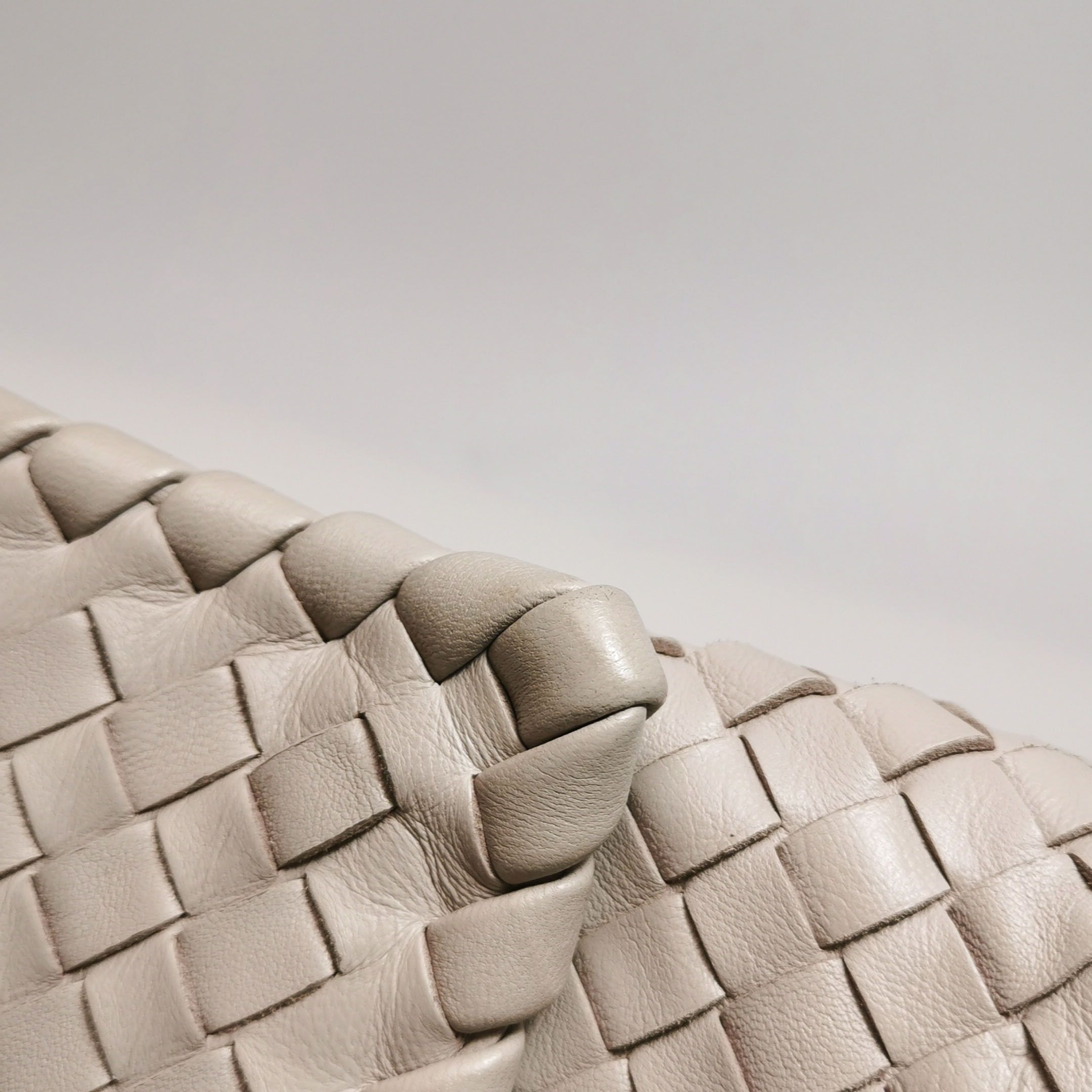 Bottega Veneta Bottega Veneta Women os Shoulder Bags Size ONE SIZE - 16 Thumbnail