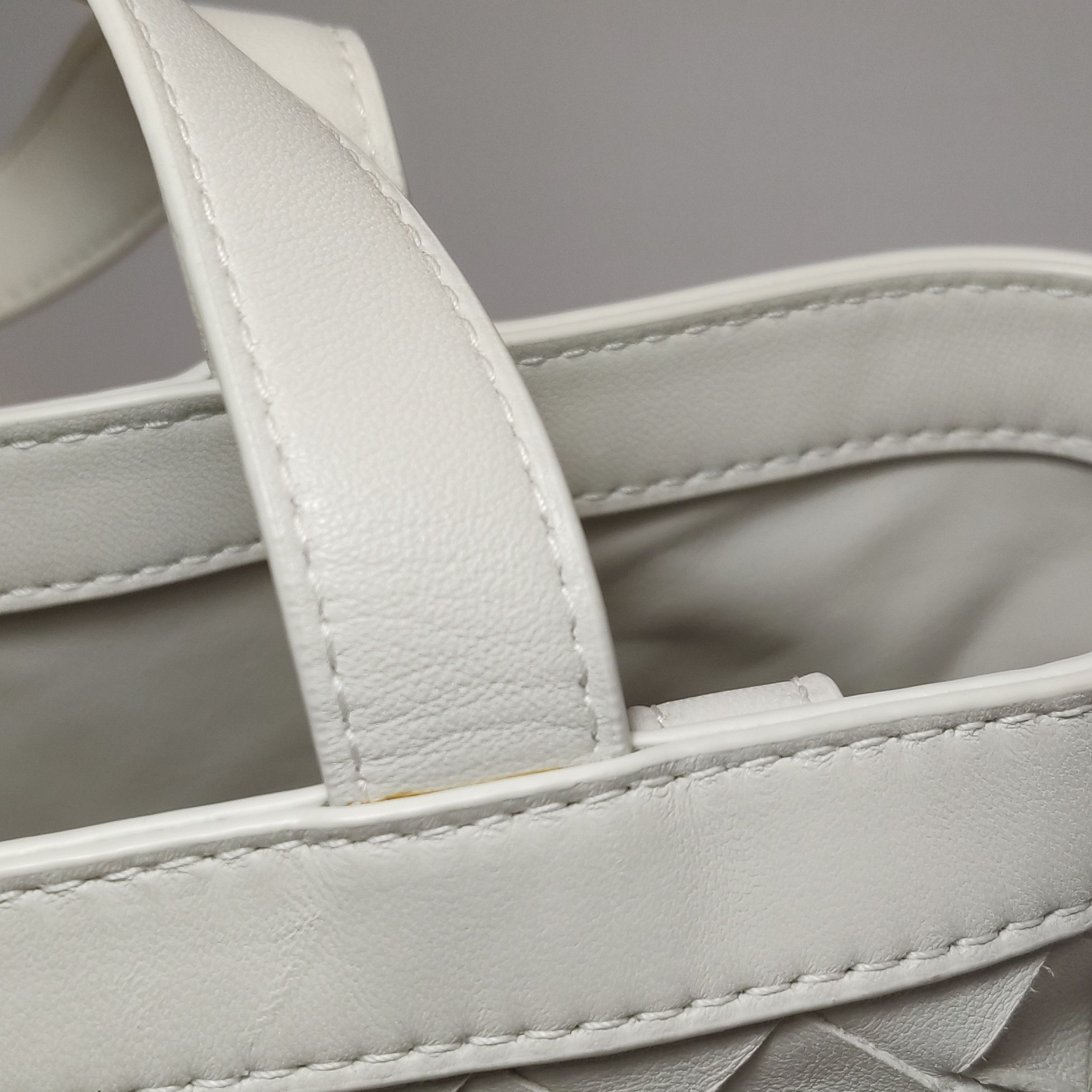 Bottega Veneta Bottega Veneta Women os Tote Bags Size ONE SIZE - 21 Thumbnail