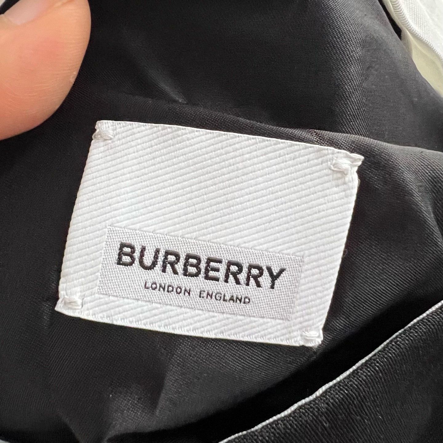 Burberry Burberry Mohair Wool Trousers Size 32 Size US 32 / EU 48 - 4 Thumbnail