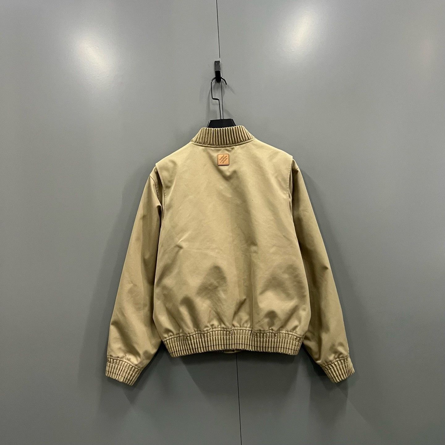 Louis Vuitton Louis Vuitton Embroidered Logo Bomber Jacket Size M Size US M / EU 48-50 / 2 - 3 Thumbnail