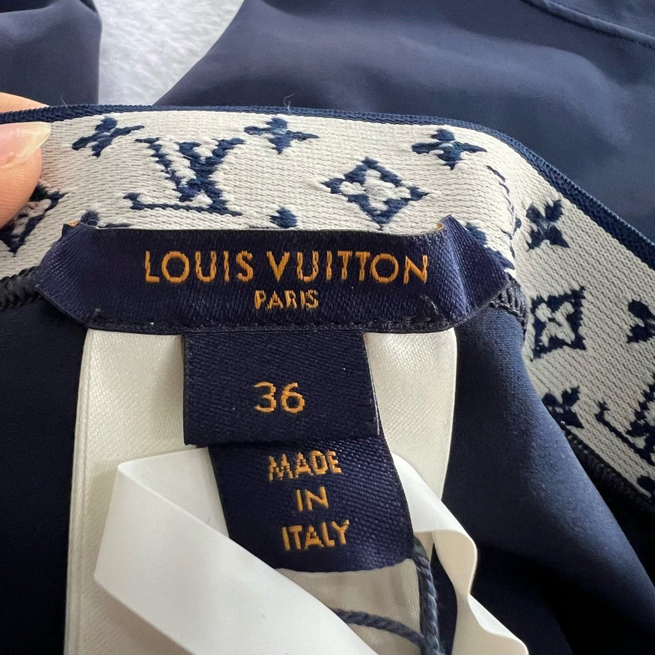 Louis Vuitton Louis Vuitton Monogram Waistband Shorts Size 36 Size 26" / US 2 / IT 38 - 4 Thumbnail