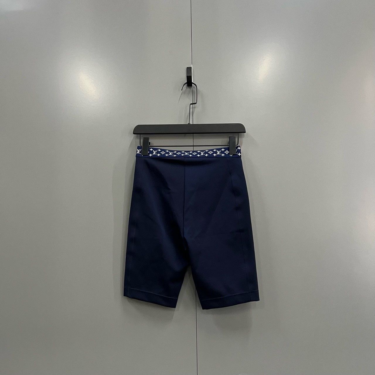 Louis Vuitton Louis Vuitton Monogram Waistband Shorts Size 36 Size 26" / US 2 / IT 38 - 3 Thumbnail