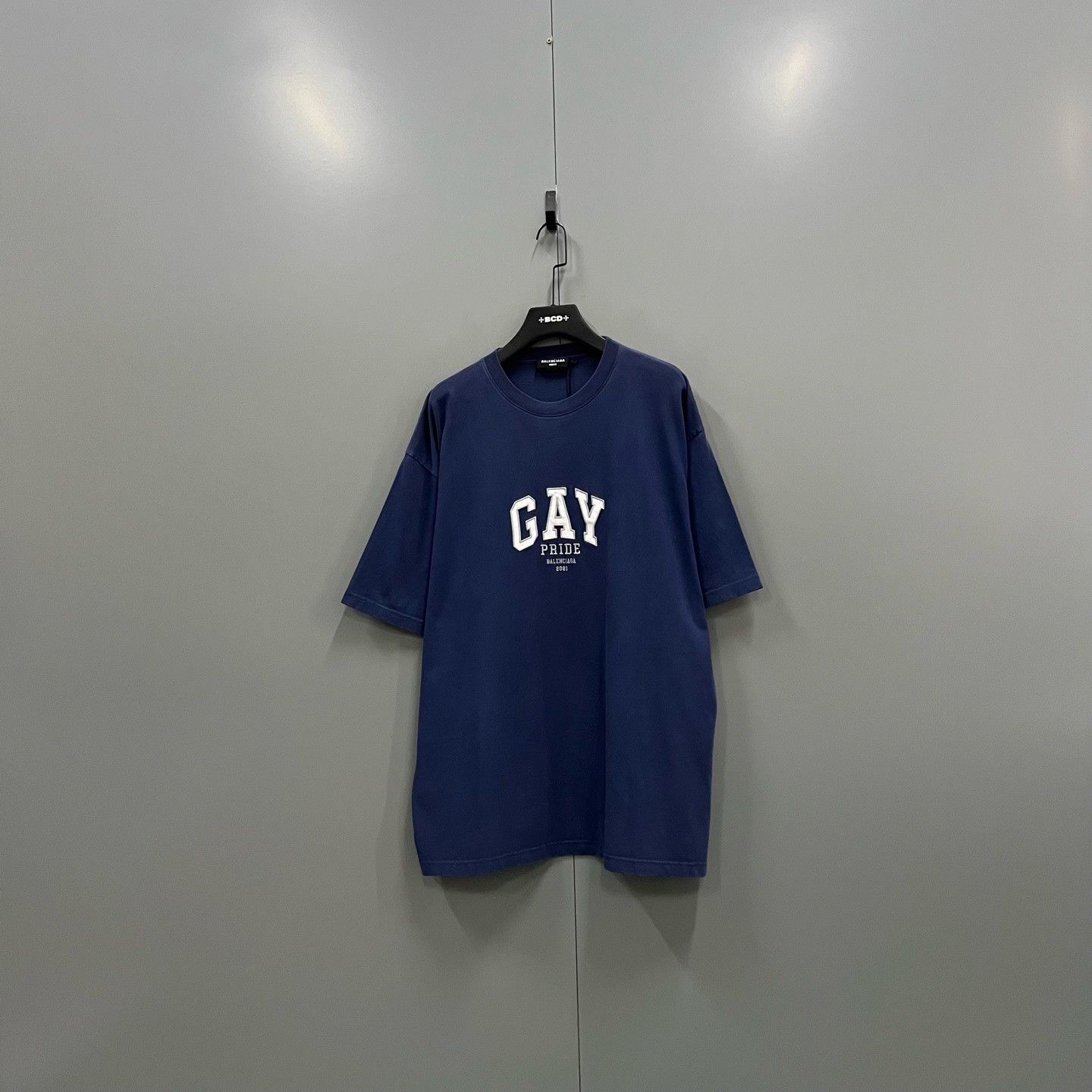 Balenciaga Balenciaga Gay Pride T-Shirt Size M Size US M / EU 48-50 / 2 - 2 Thumbnail