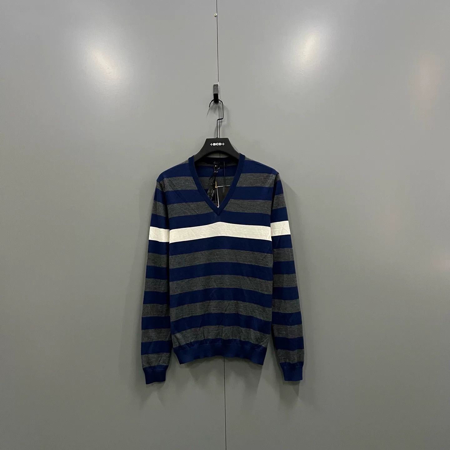 Gucci Gucci Stripe V-Neck Cashmere Sweater Size M Size US M / EU 48-50 / 2 - 2 Thumbnail