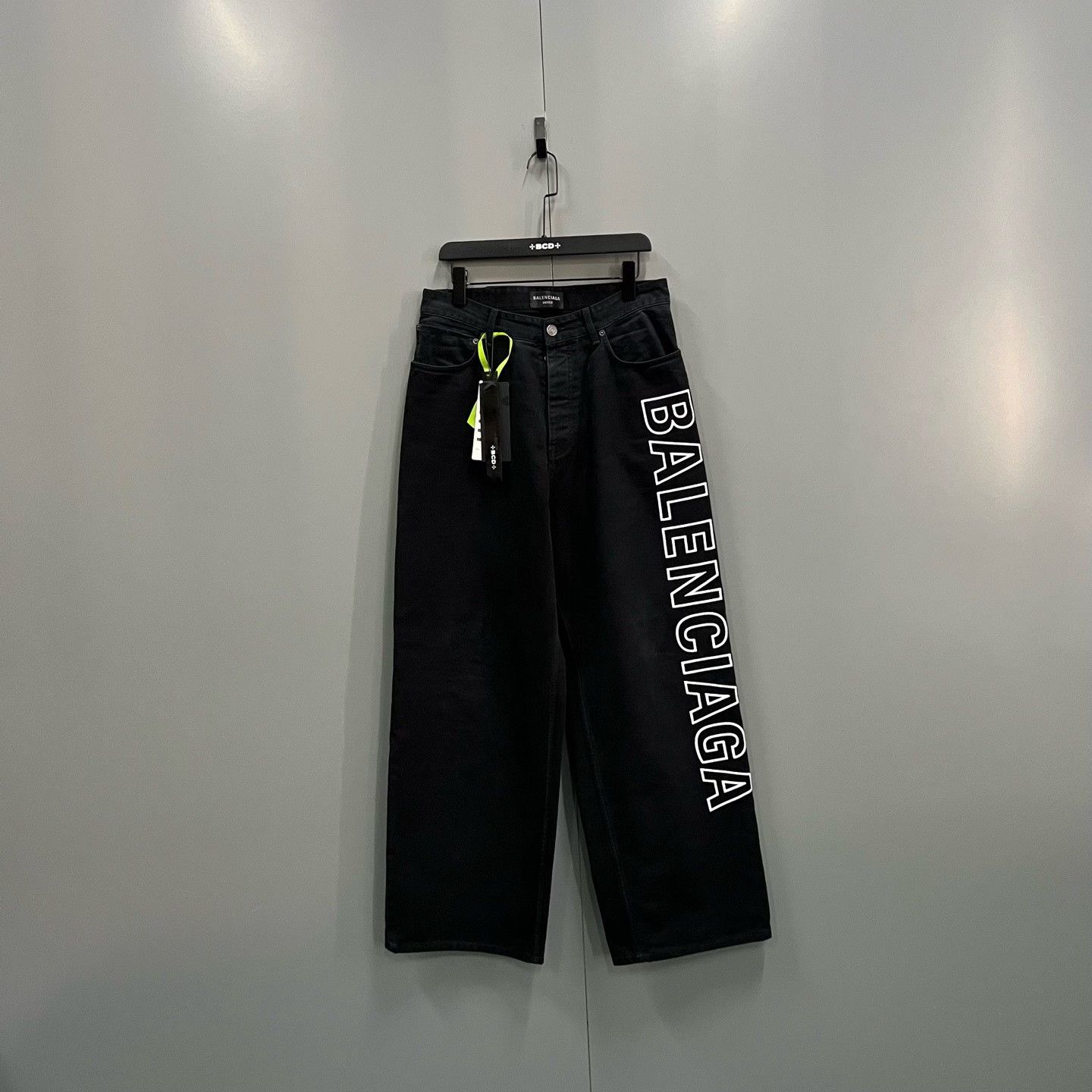 Balenciaga Balenciaga Logo Denim Jeans Size 28 Size US 28 / EU 44 - 2 Thumbnail