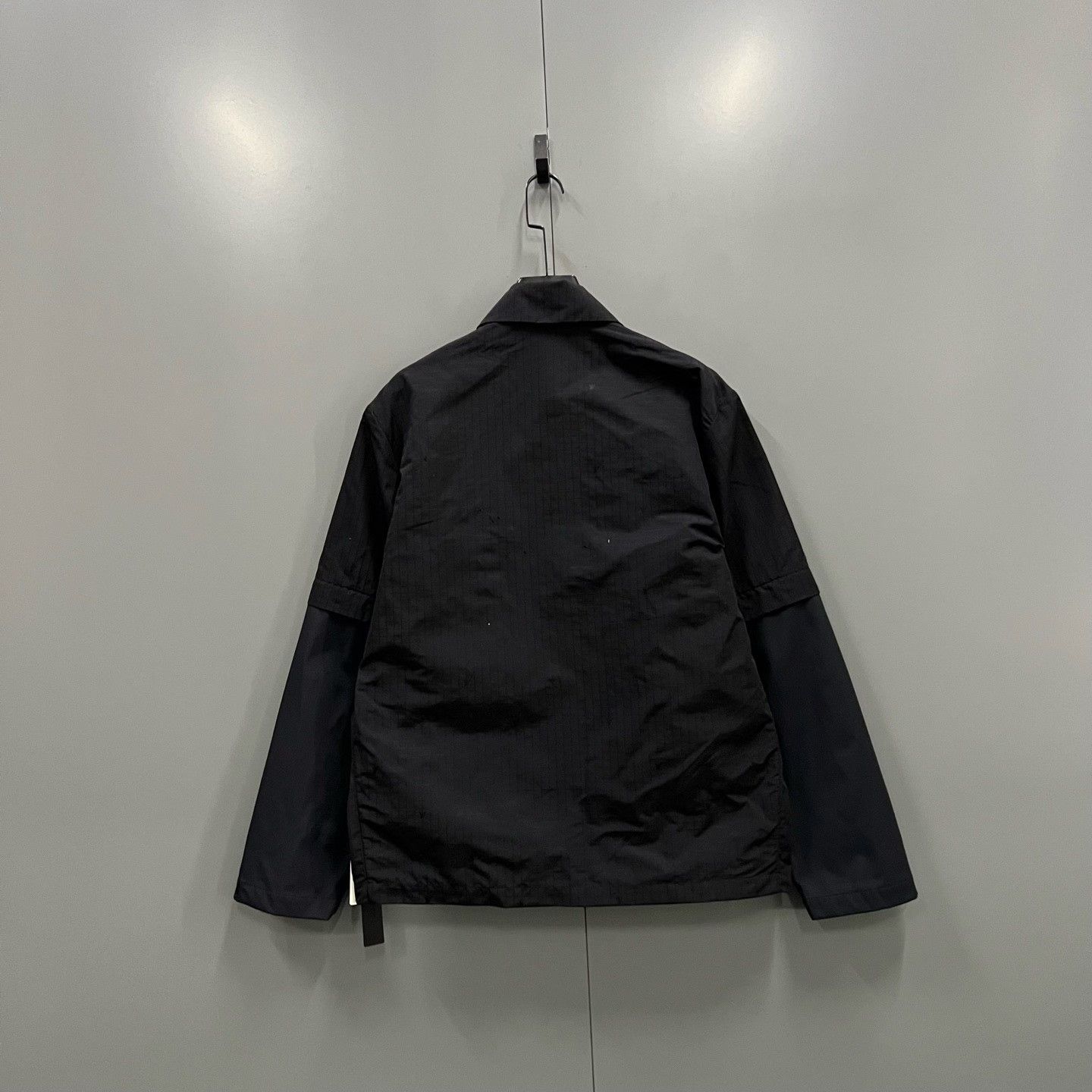 Louis Vuitton Louis Vuitton Logo Print Shirt Jacket Size M Size US M / EU 48-50 / 2 - 3 Thumbnail