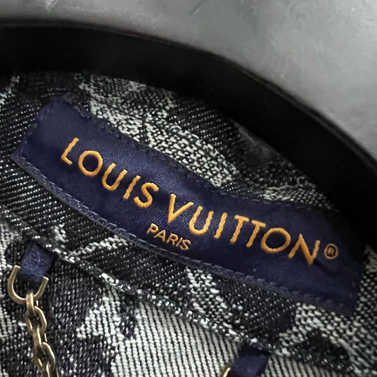 Louis Vuitton Louis Vuitton Floral Print Button Up Shirt Size M Size US M / EU 48-50 / 2 - 7 Thumbnail