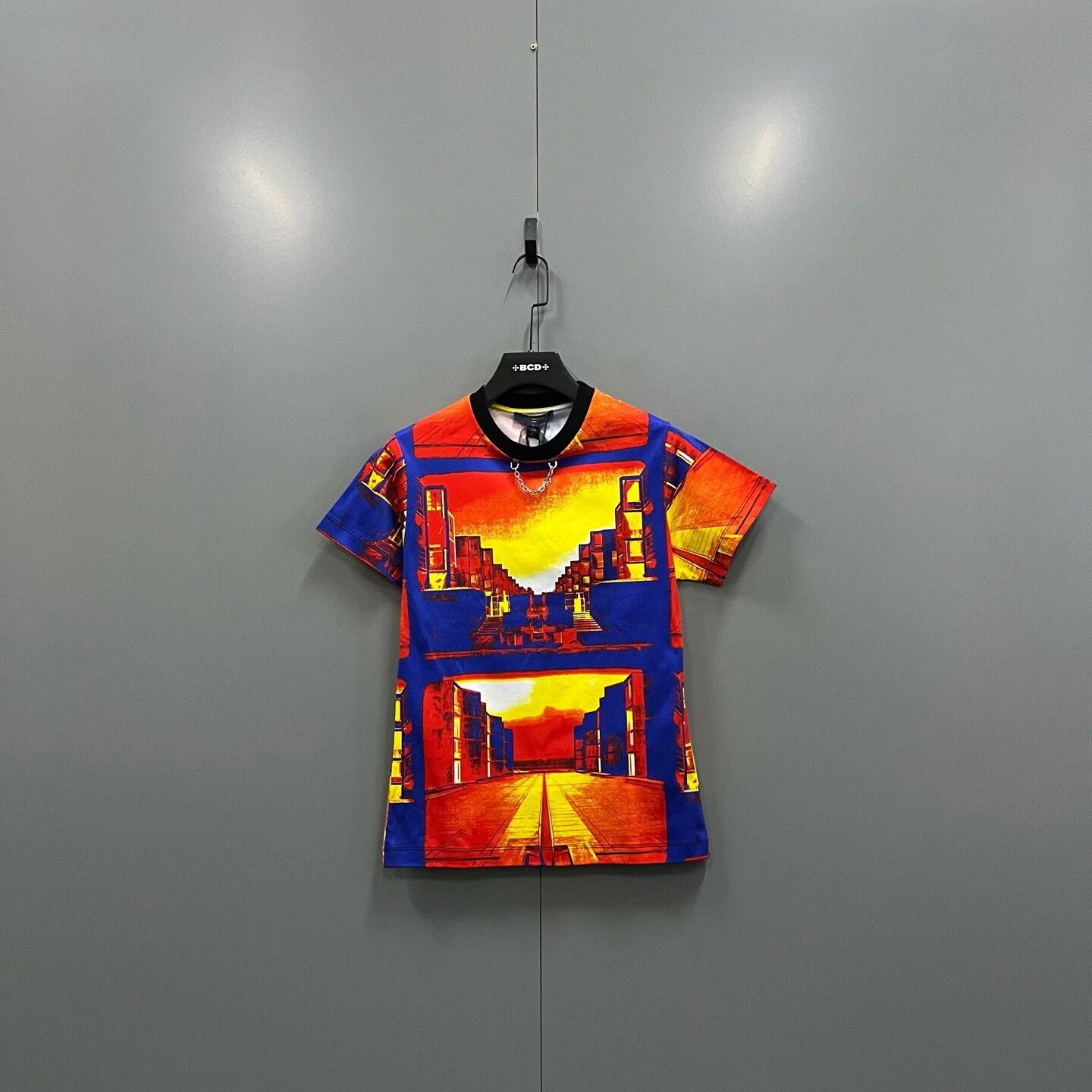 Louis Vuitton Louis Vuitton Sunset Graphic T-Shirt Size S Size US S / EU 44-46 / 1 - 3 Thumbnail