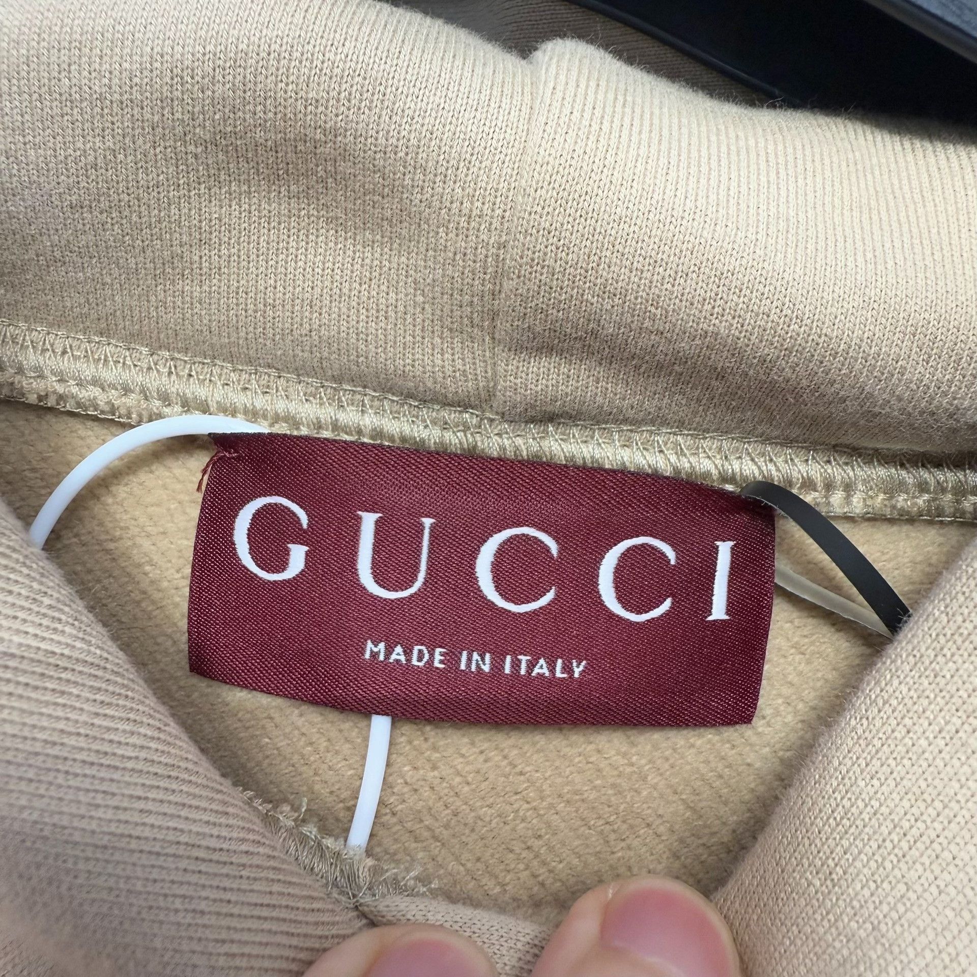 Gucci Gucci Logo Print Hoodie Camel Size L Size US L / EU 52-54 / 3 - 4 Thumbnail