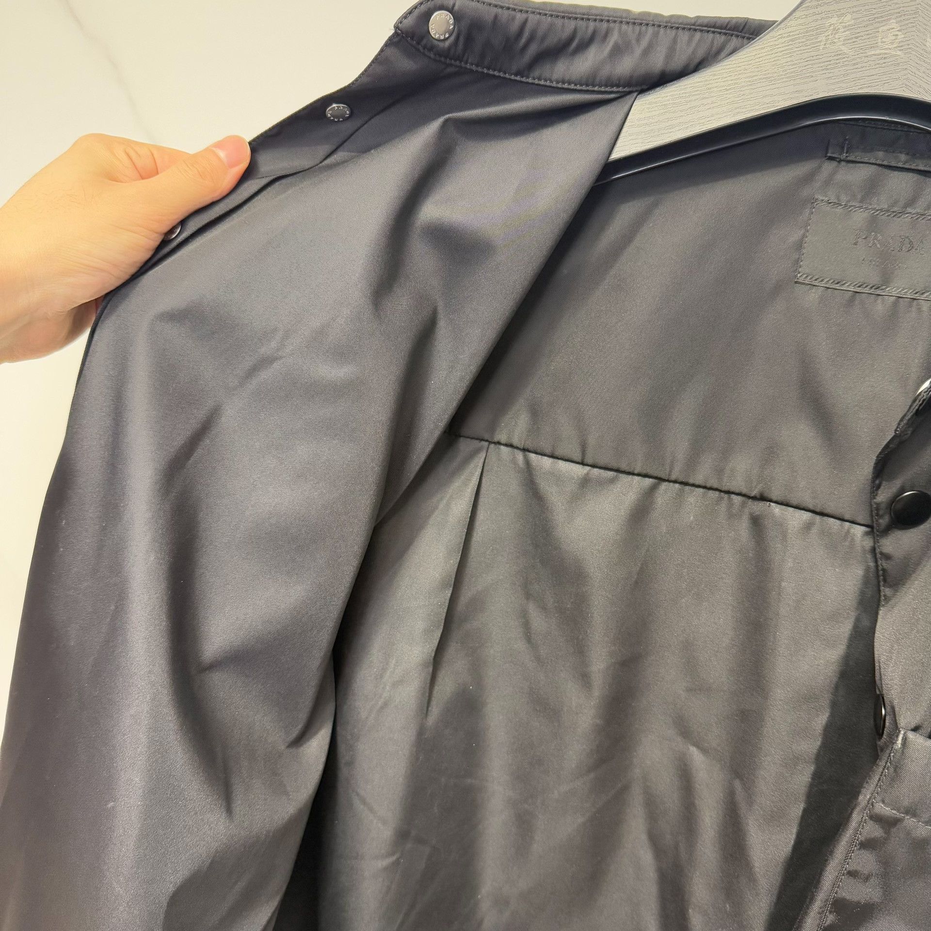 Prada Prada Re-Nylon Logo Triangle Jacket Size M Size US M / EU 48-50 / 2 - 7 Thumbnail