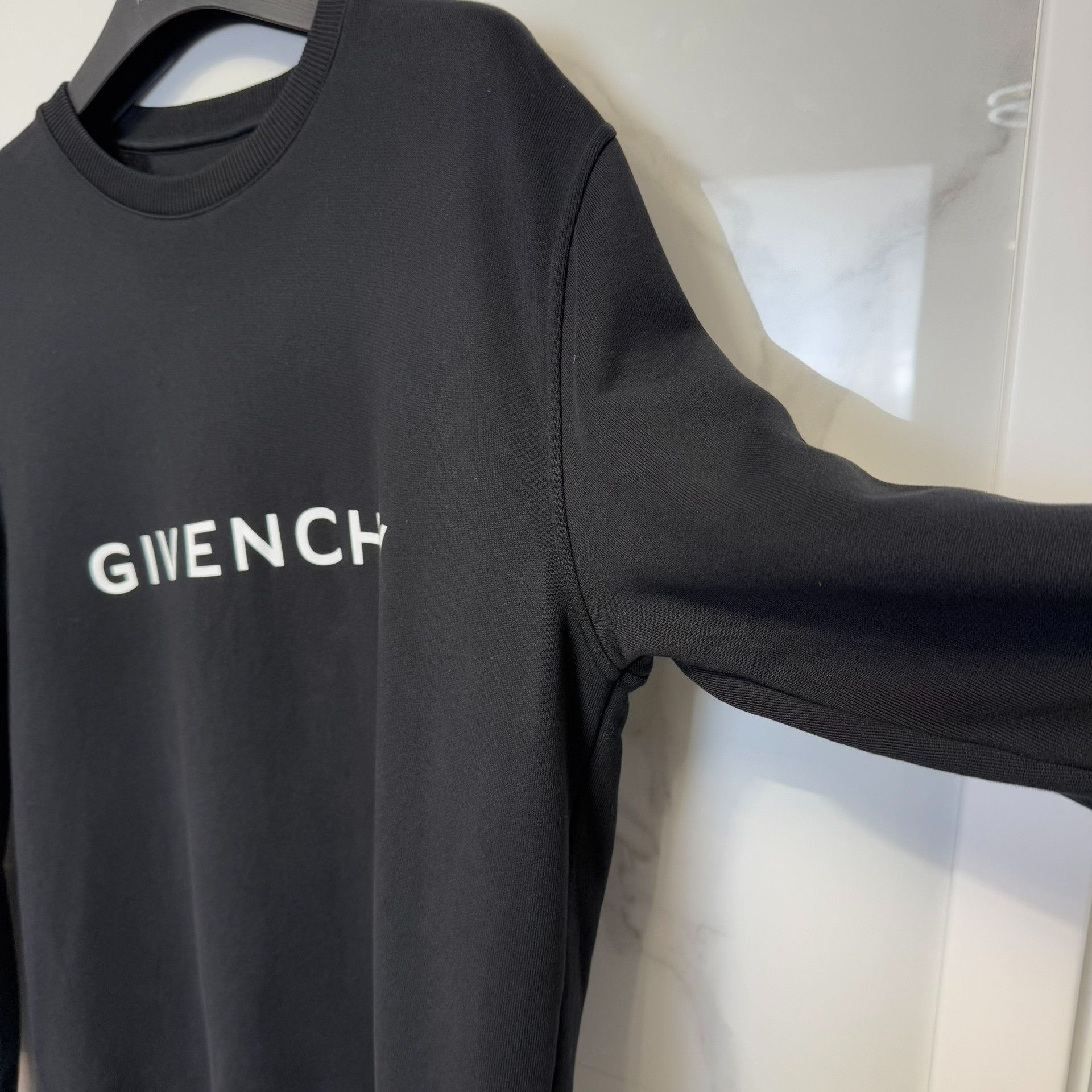 Givenchy Givenchy Logo Print Sweatshirt XL Size US XL / EU 56 / 4 - 9 Thumbnail