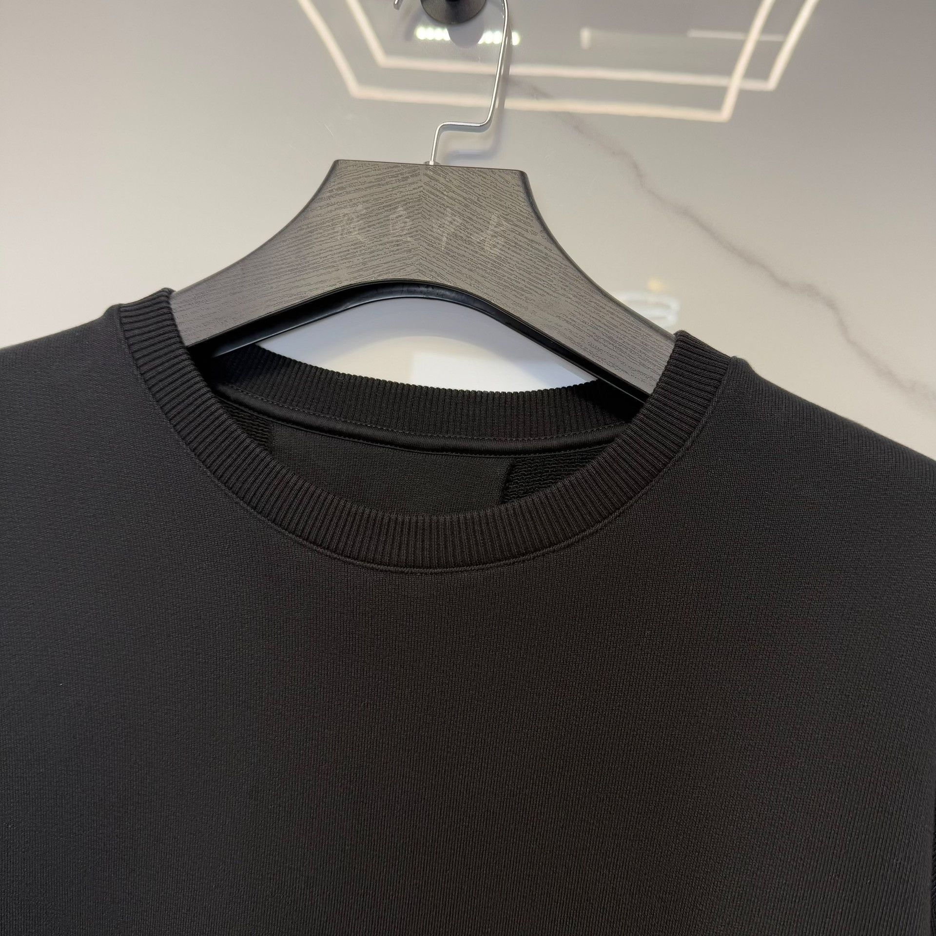 Givenchy Givenchy Logo Print Sweatshirt XL Size US XL / EU 56 / 4 - 7 Thumbnail