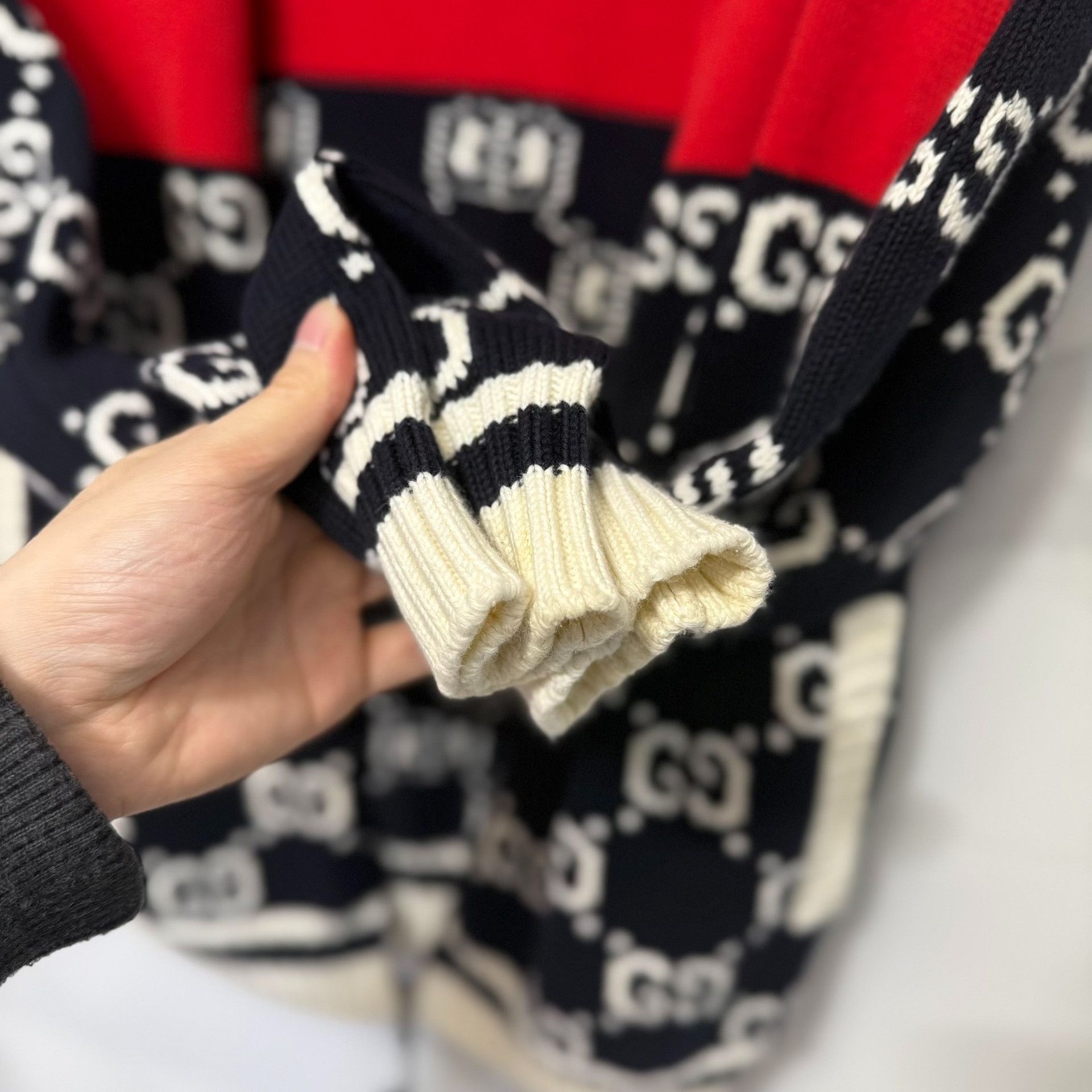 Gucci Gucci Monogram Knit Zip-Up Jacket Size S Size US S / EU 44-46 / 1 - 5 Thumbnail