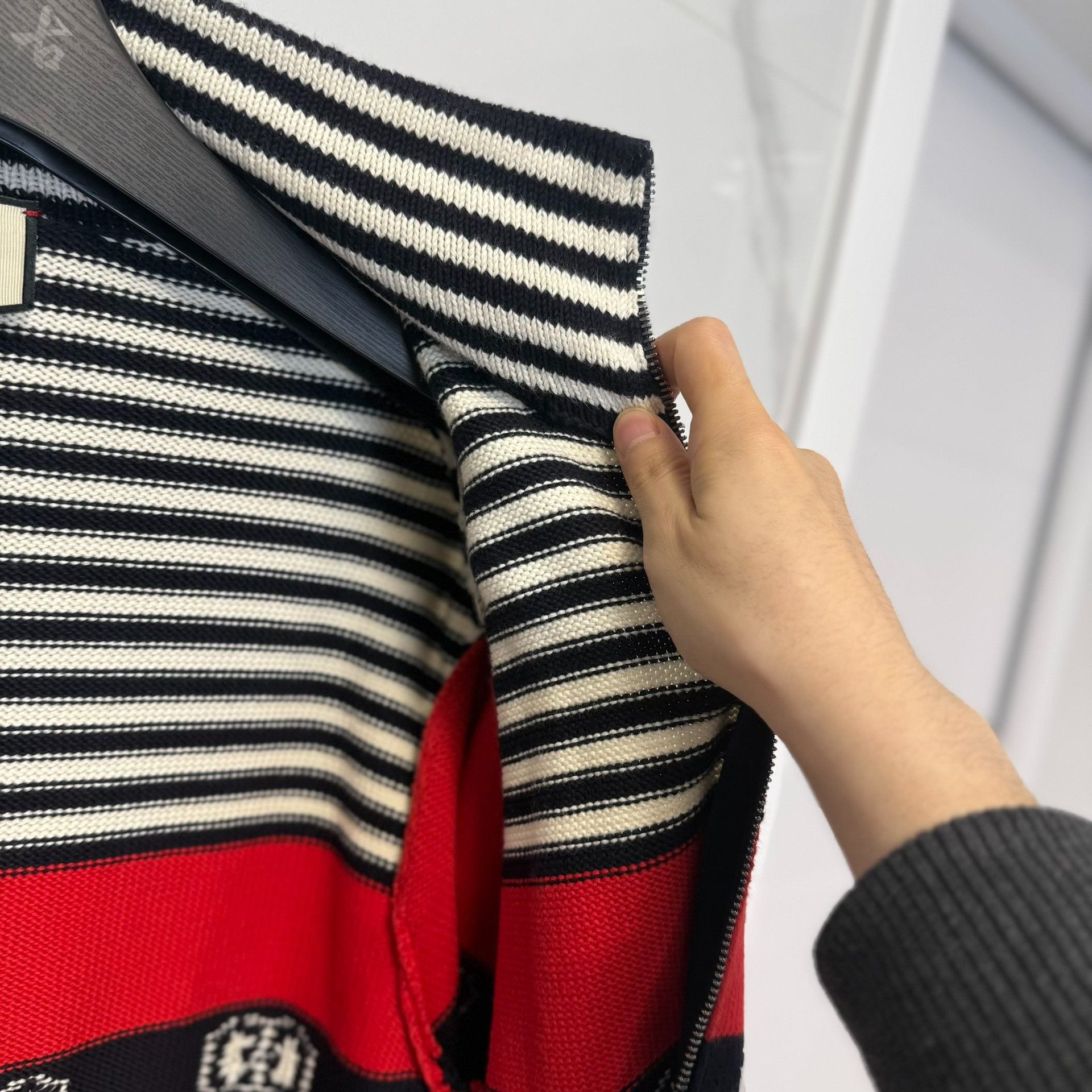 Gucci Gucci Monogram Knit Zip-Up Jacket Size S Size US S / EU 44-46 / 1 - 8 Thumbnail