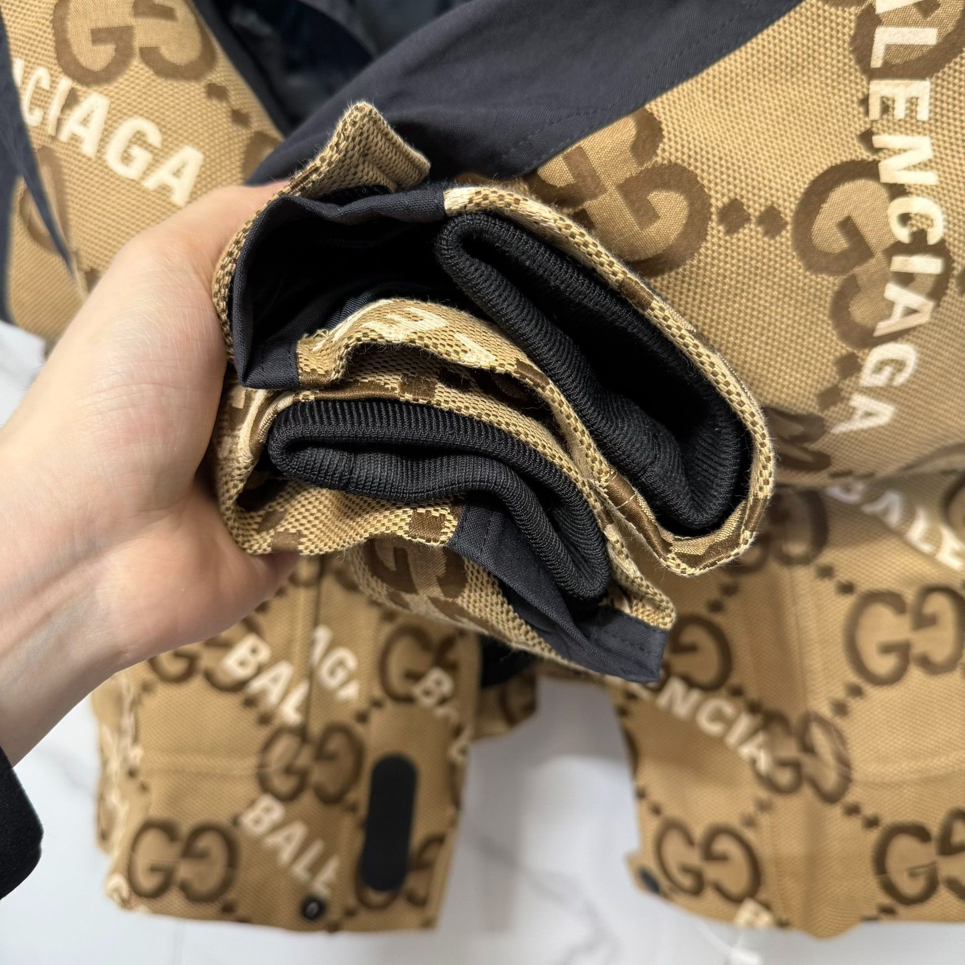 Gucci Gucci x Balenciaga Hacker Project Monogram Jacket 36 Size XS / US 0-2 / IT 36-38 - 9 Thumbnail