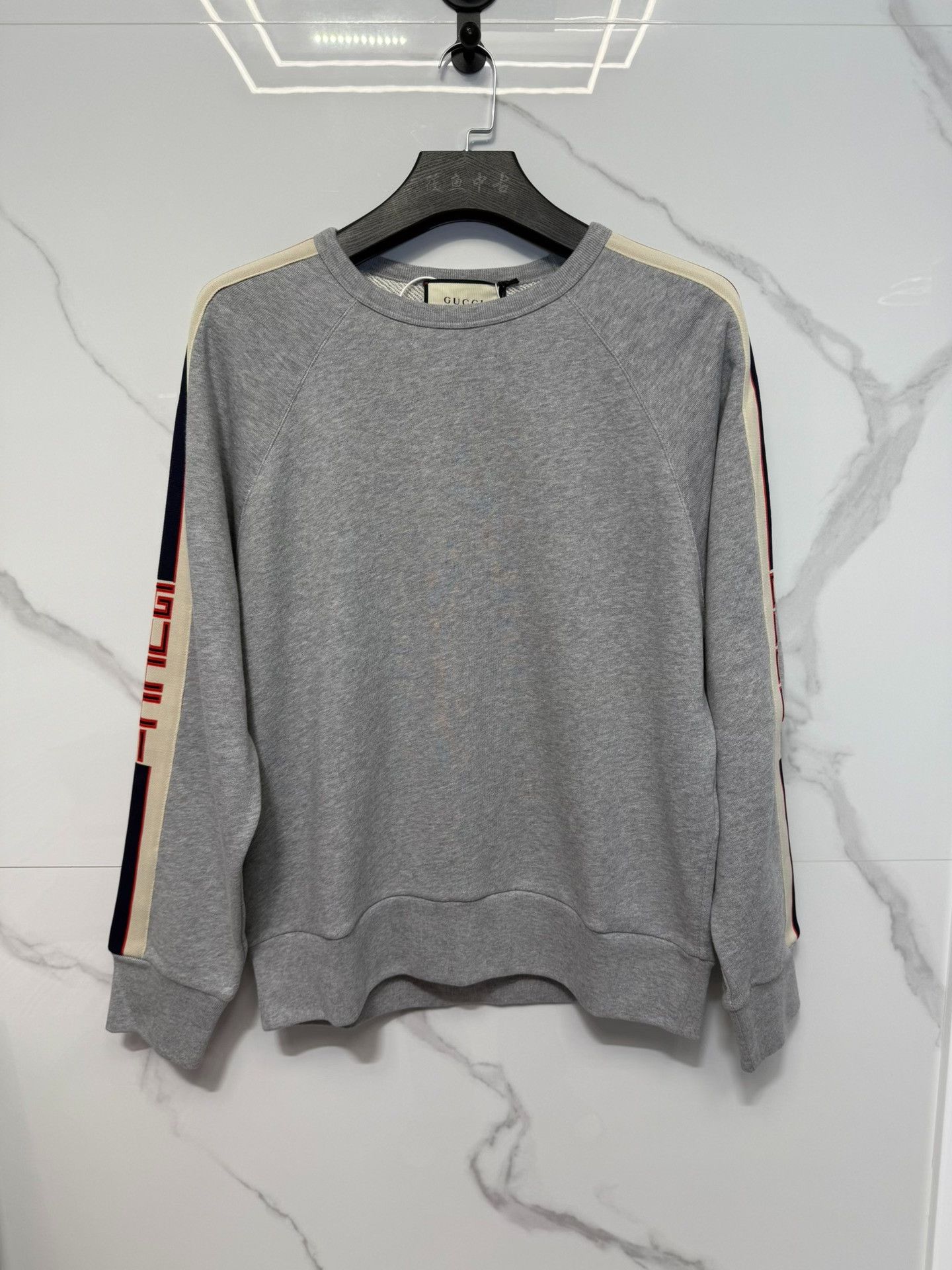 Gucci Gucci Side Logo Sweatshirt Size M Size US M / EU 48-50 / 2 - 2 Thumbnail