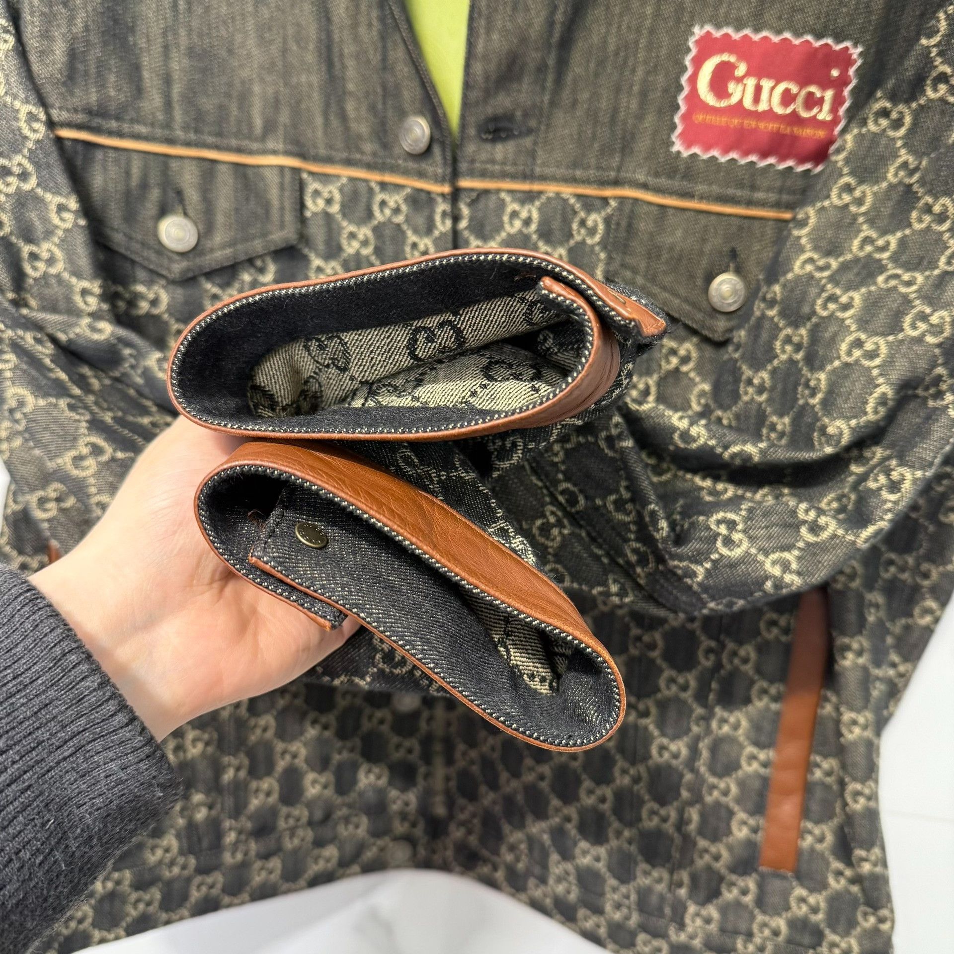 Gucci Gucci GG Monogram Denim Jacket Size M Size US M / EU 48-50 / 2 - 7 Thumbnail