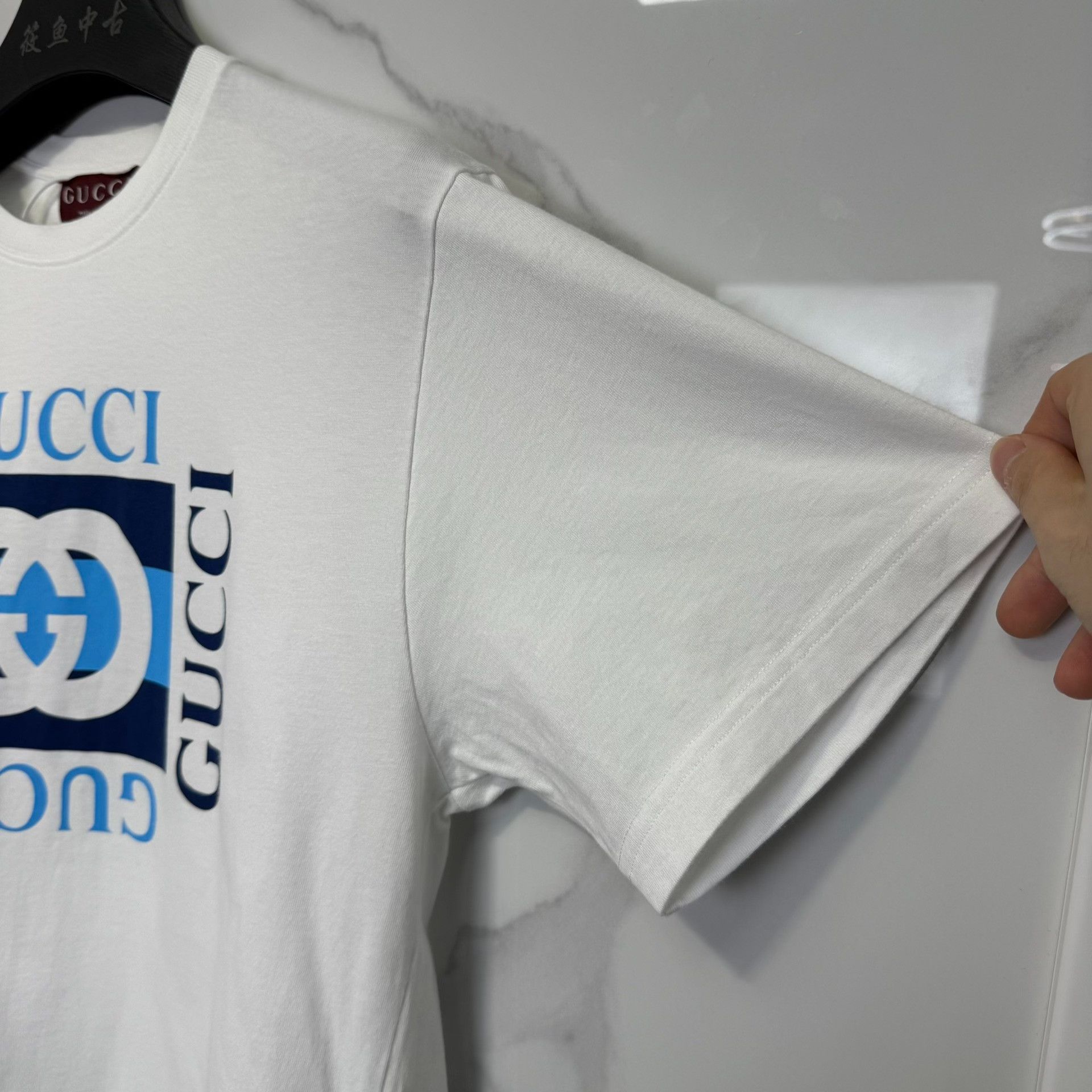 Gucci Gucci Logo Graphic T-Shirt Size M Size US M / EU 48-50 / 2 - 6 Thumbnail