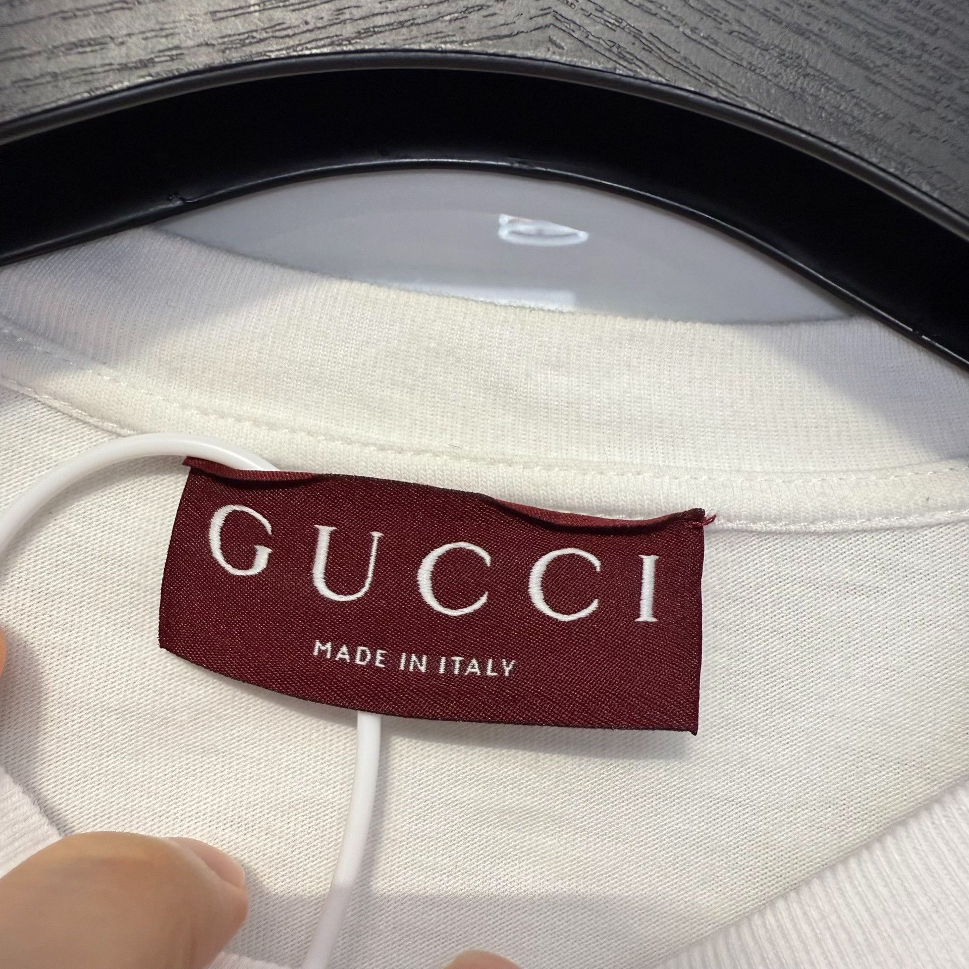 Gucci Gucci Logo Graphic T-Shirt Size M Size US M / EU 48-50 / 2 - 4 Thumbnail