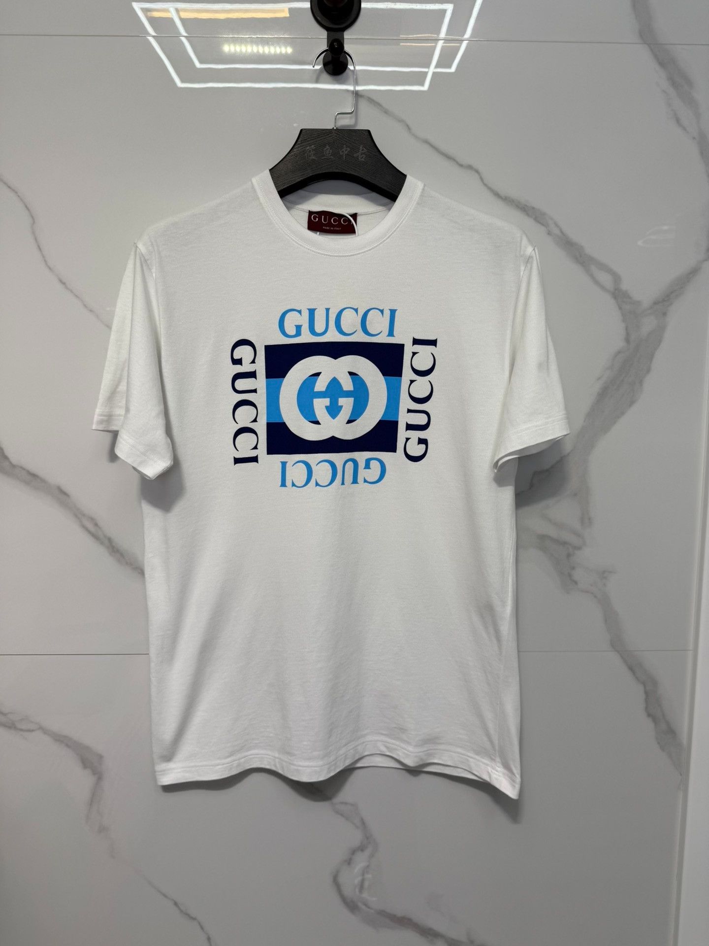 Gucci Gucci Logo Graphic T-Shirt Size M Size US M / EU 48-50 / 2 - 2 Thumbnail