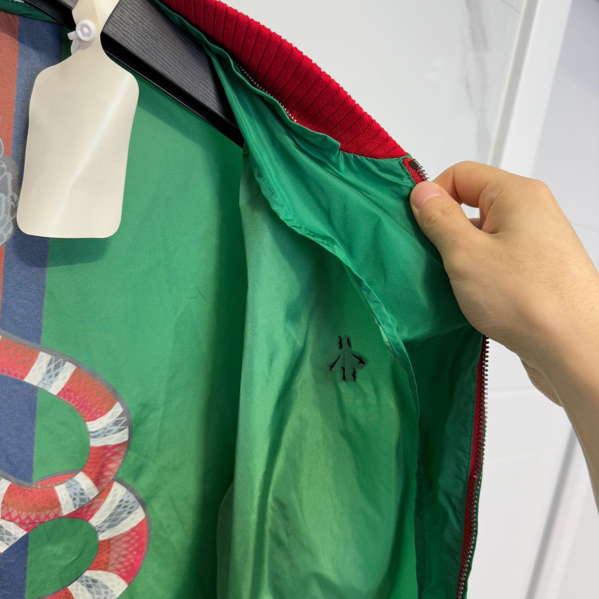 Gucci Gucci Bee & Snake Windbreaker Size M Size US M / EU 48-50 / 2 - 6 Thumbnail