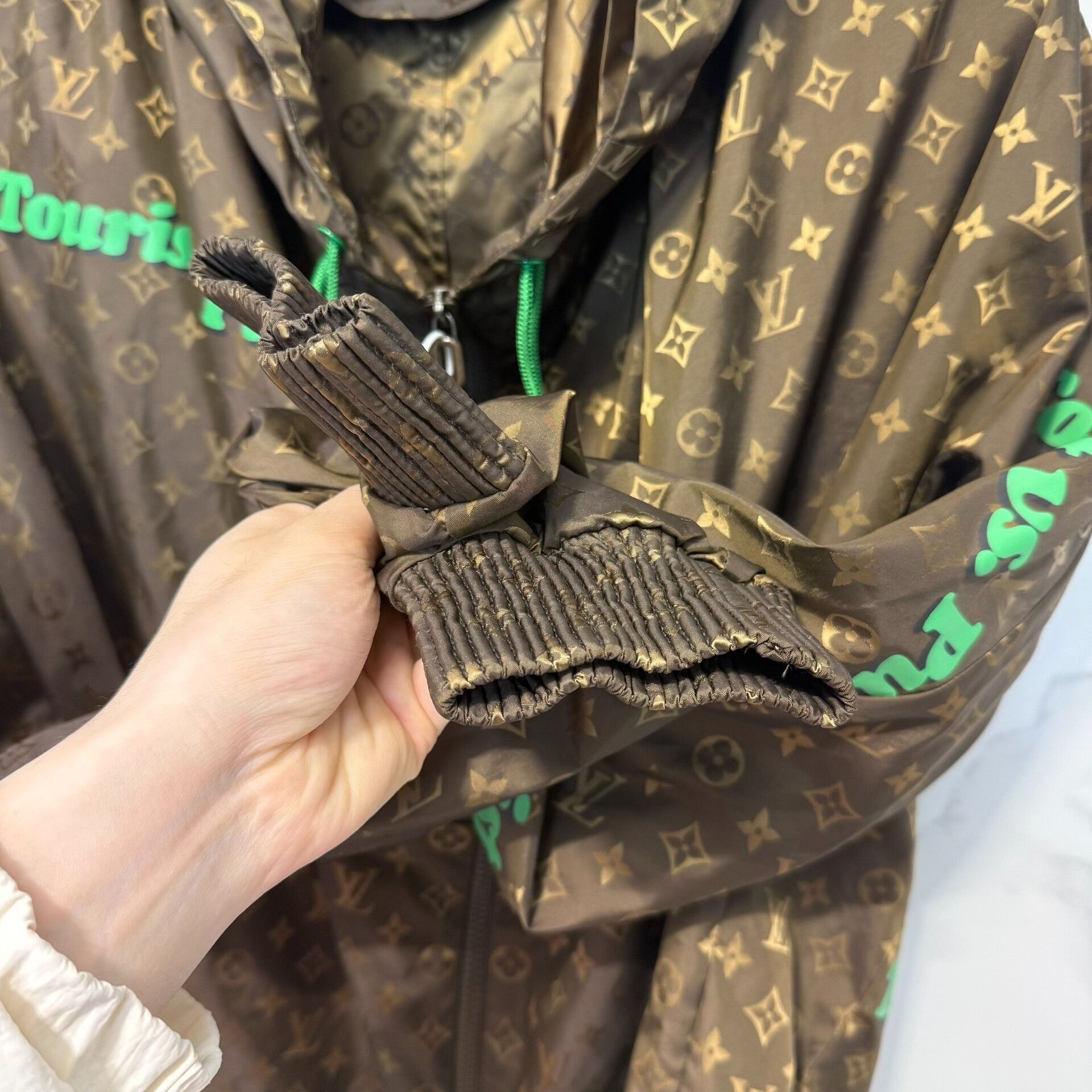 Louis Vuitton Louis Vuitton Tourist vs Purist Monogram Jacket Size 48 Size US M / EU 48-50 / 2 - 6 Thumbnail