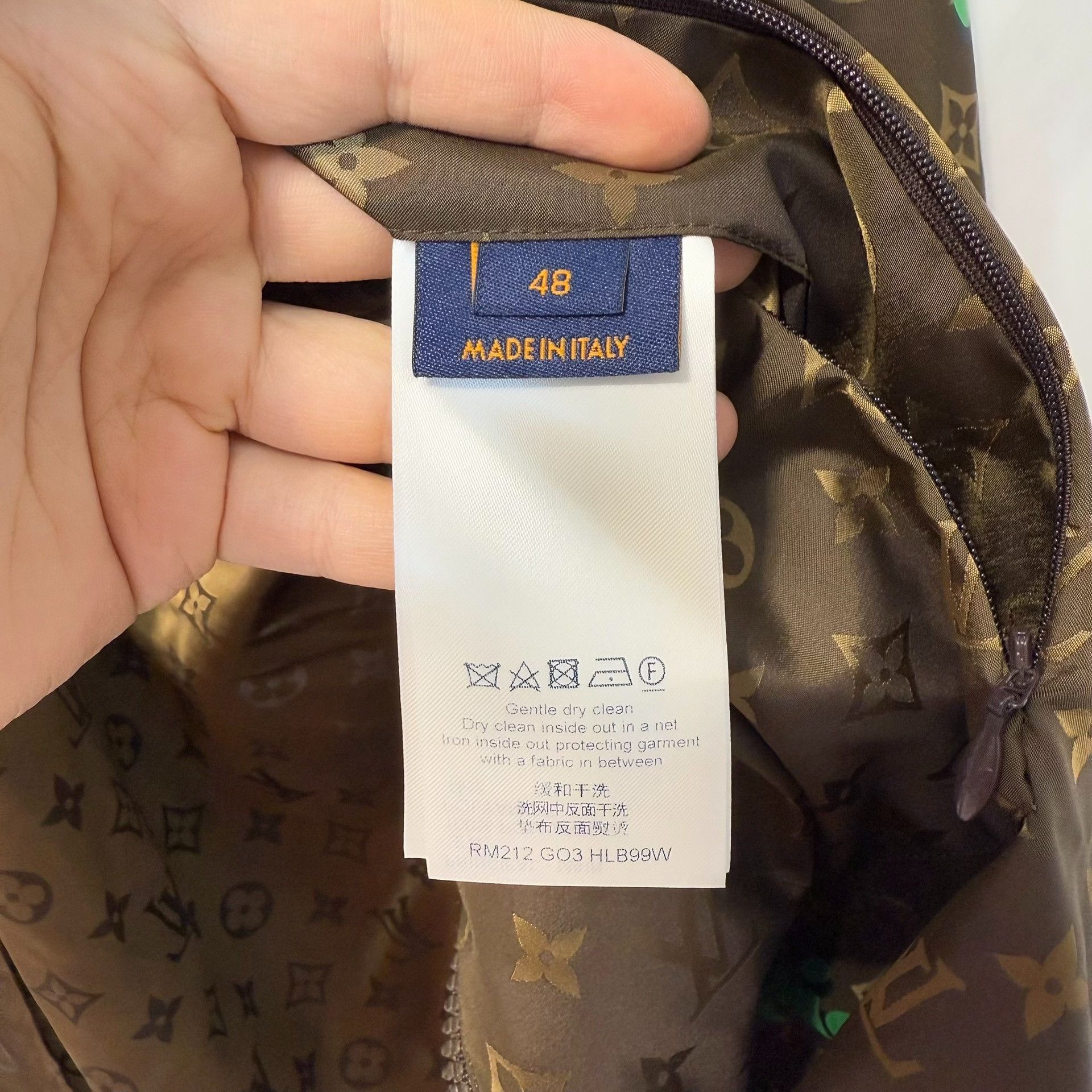 Louis Vuitton Louis Vuitton Tourist vs Purist Monogram Jacket Size 48 Size US M / EU 48-50 / 2 - 5 Thumbnail