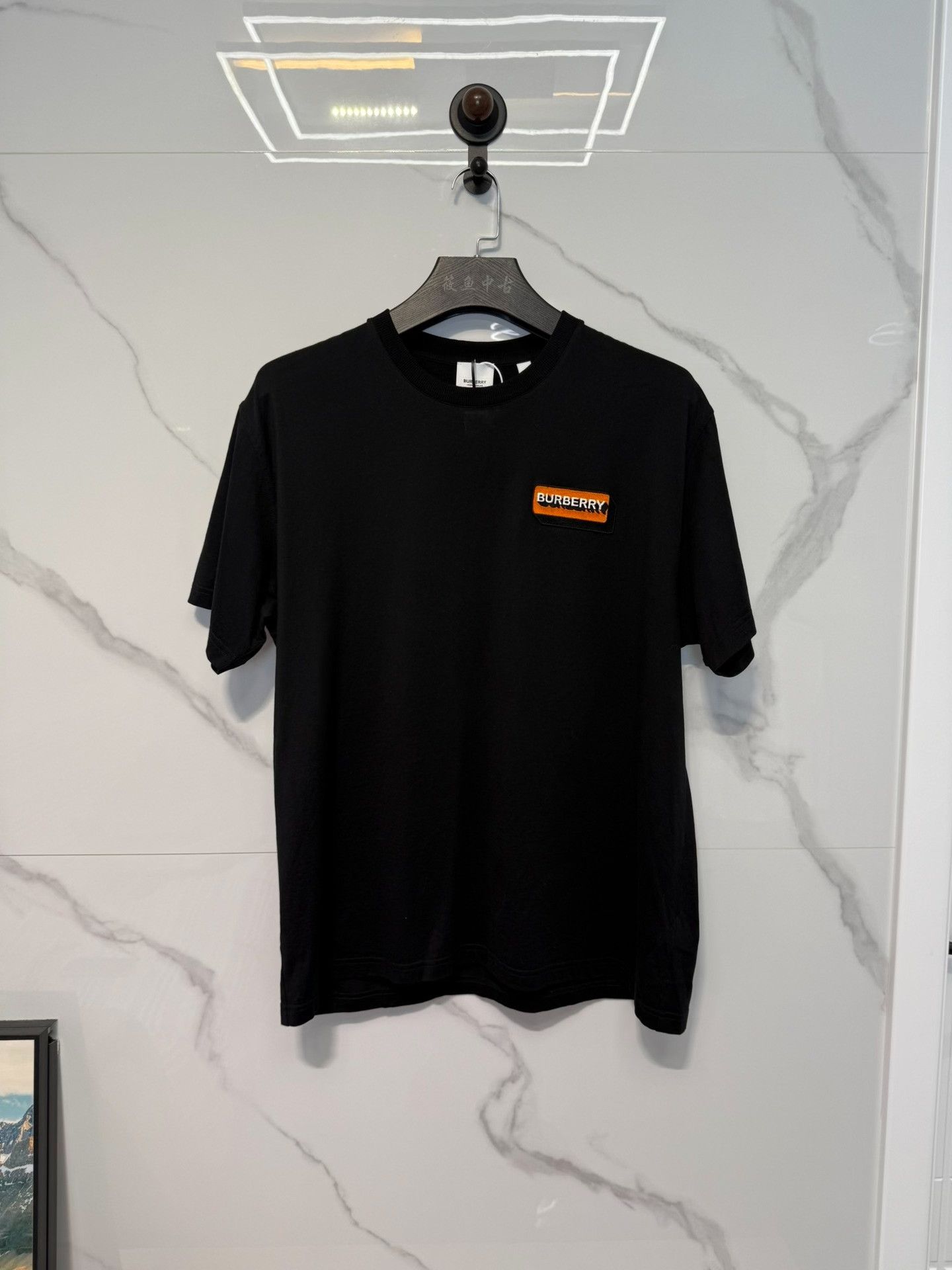 Burberry Burberry Orange Logo Patch T-Shirt Size M Size US M / EU 48-50 / 2 - 2 Thumbnail