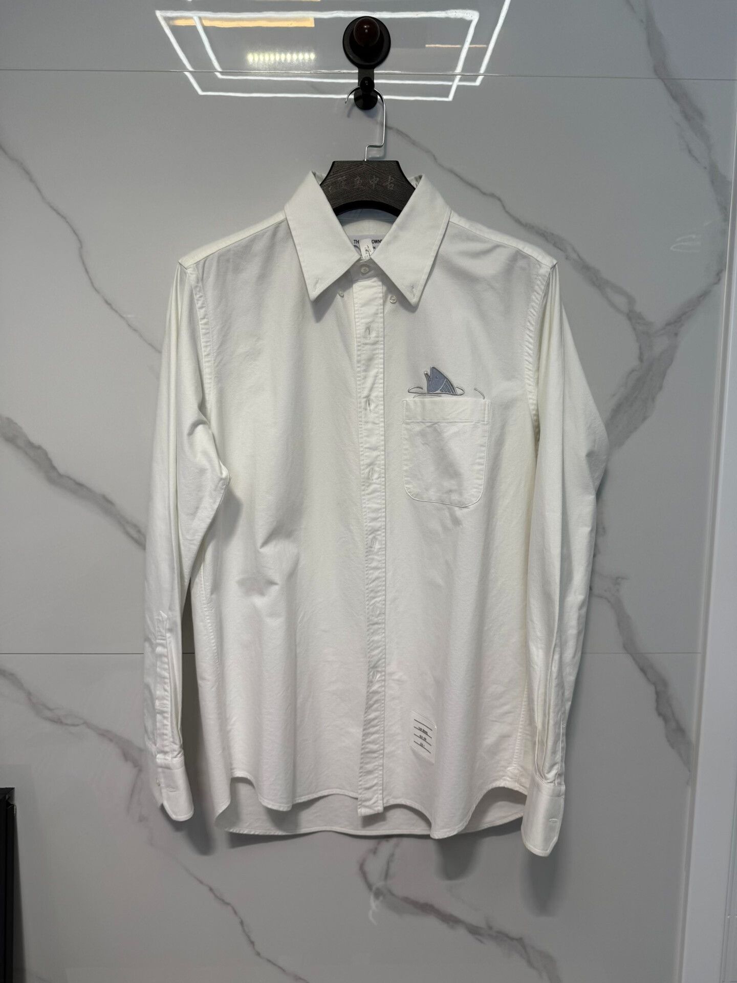 Thom Browne Thom Browne Fish Embroidery Button Up Shirt Size 4 Size US XL / EU 56 / 4 - 2 Thumbnail