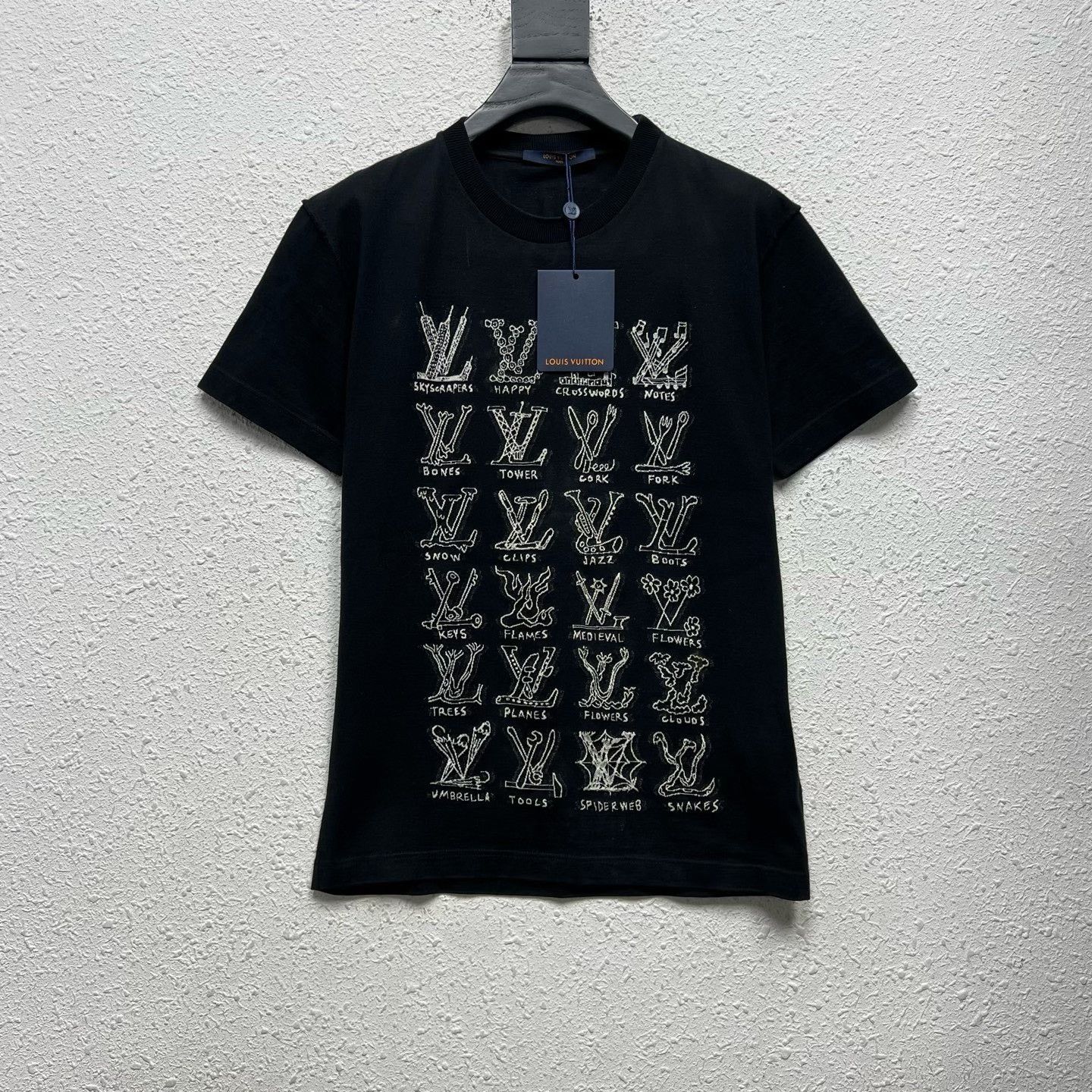 Louis Vuitton Louis Vuitton Hand Gesture Logo T-Shirt XS Size US XS / EU 42 / 0 - 2 Thumbnail