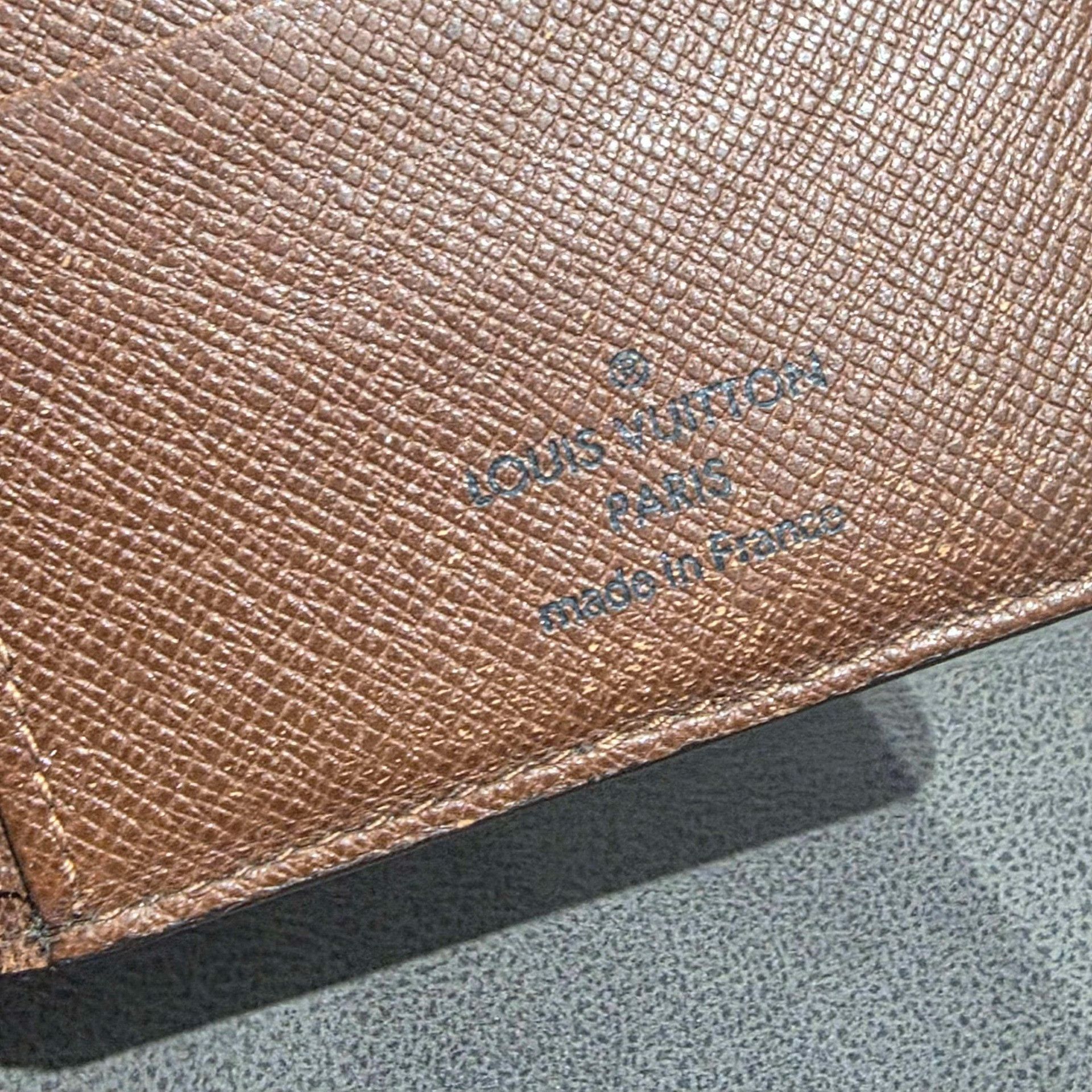 Louis Vuitton Louis Vuitton Monogram Passport Cover One Size Size ONE SIZE - 5 Thumbnail