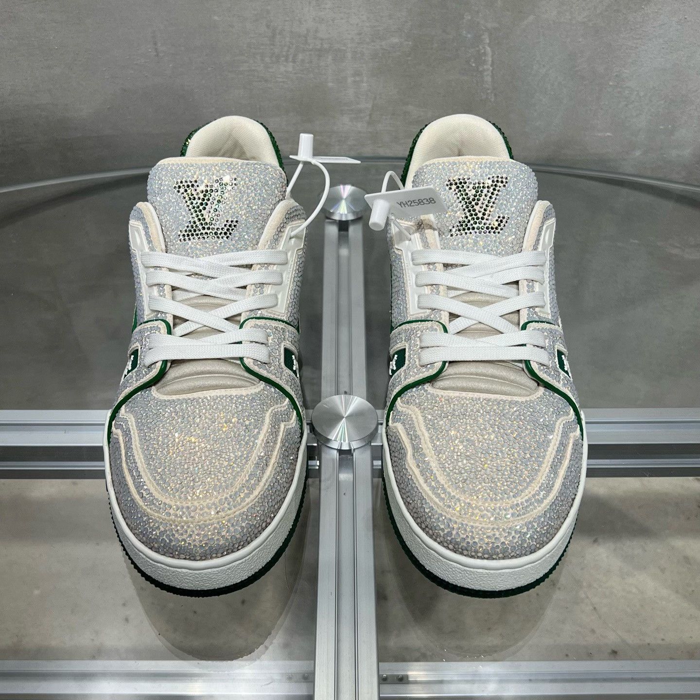Louis Vuitton Louis Vuitton Crystal Trainer Low-Top Sneakers Size 8.5 Size US 8.5 / EU 41-42 - 3 Thumbnail