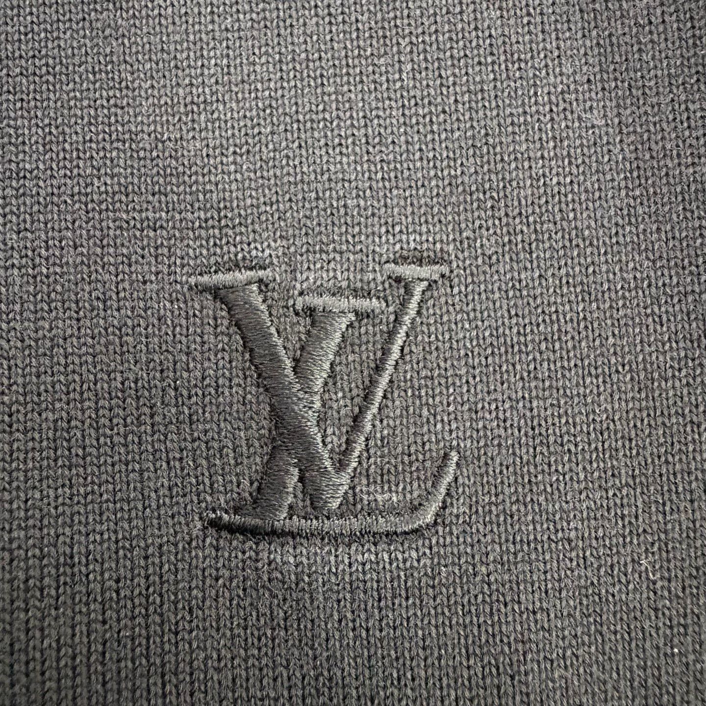 Louis Vuitton Louis Vuitton Embroidered Logo Joggers Size S Size US 30 / EU 46 - 8 Thumbnail
