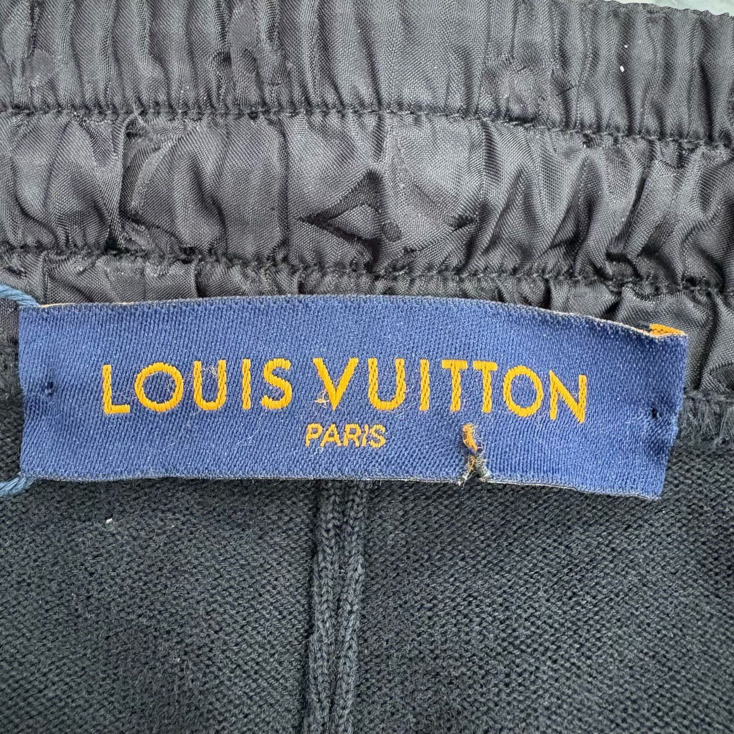 Louis Vuitton Louis Vuitton Embroidered Logo Joggers Size S Size US 30 / EU 46 - 4 Thumbnail