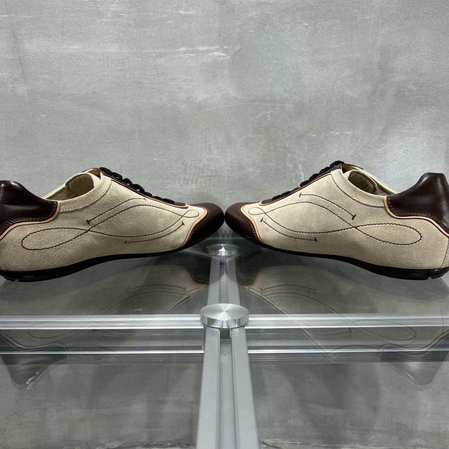 Louis Vuitton Louis Vuitton Suede Low-Top Sneakers Size 8.5 Size US 8.5 / EU 41-42 - 6 Thumbnail