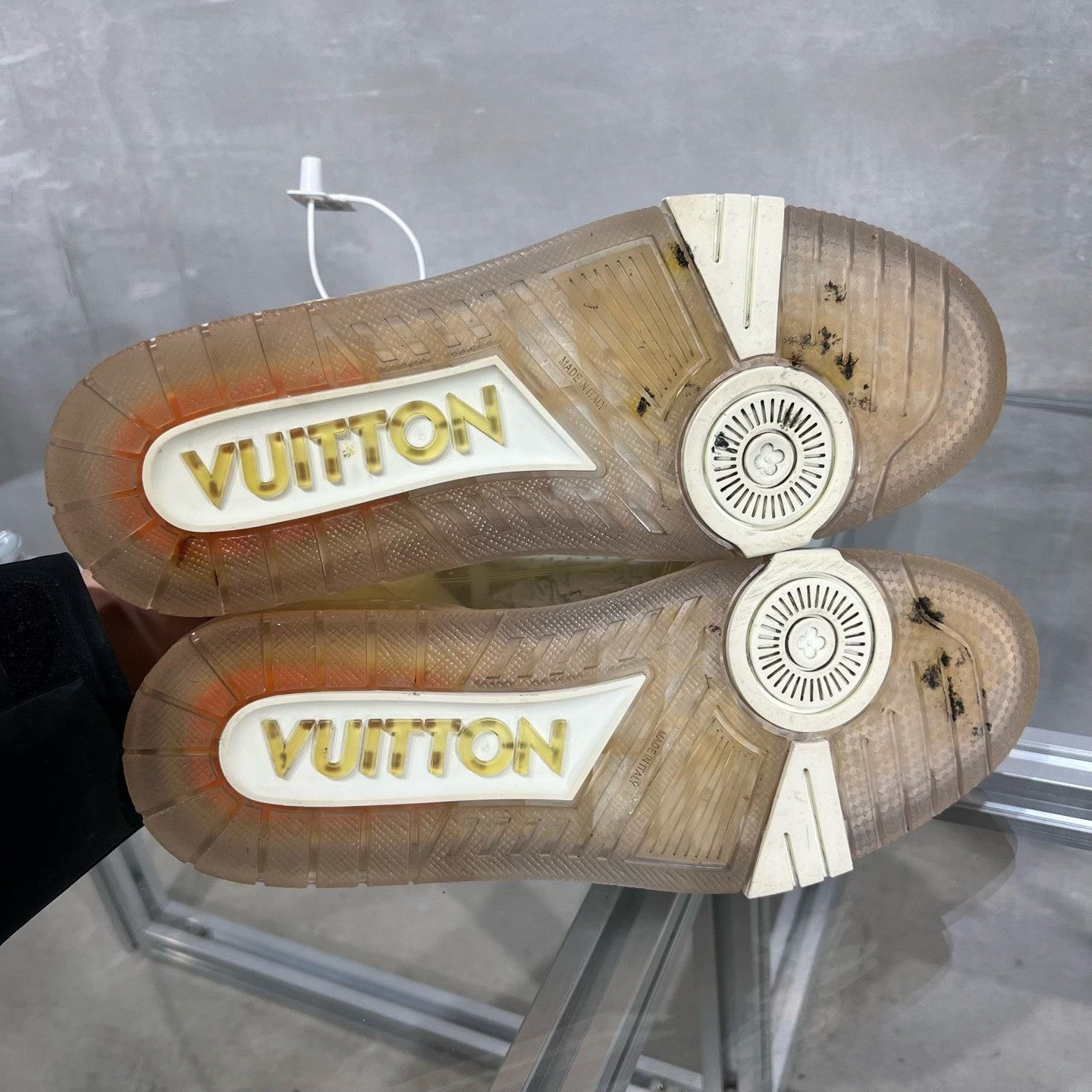 Louis Vuitton Louis Vuitton Translucent Trainer Sneakers US 8 Size US 8 / EU 41 - 8 Thumbnail