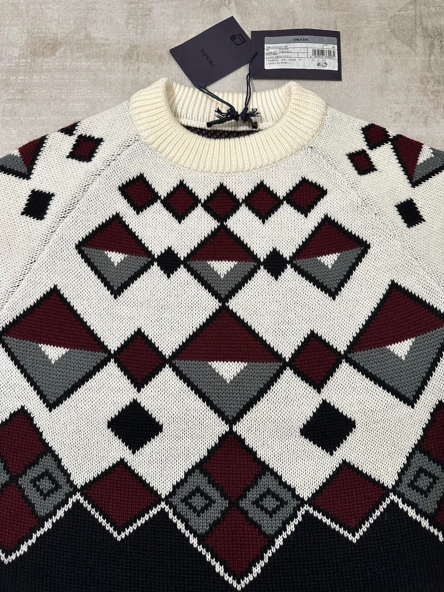 Prada Prada Geometric Pattern Sweater Size M Size US M / EU 48-50 / 2 - 4 Thumbnail