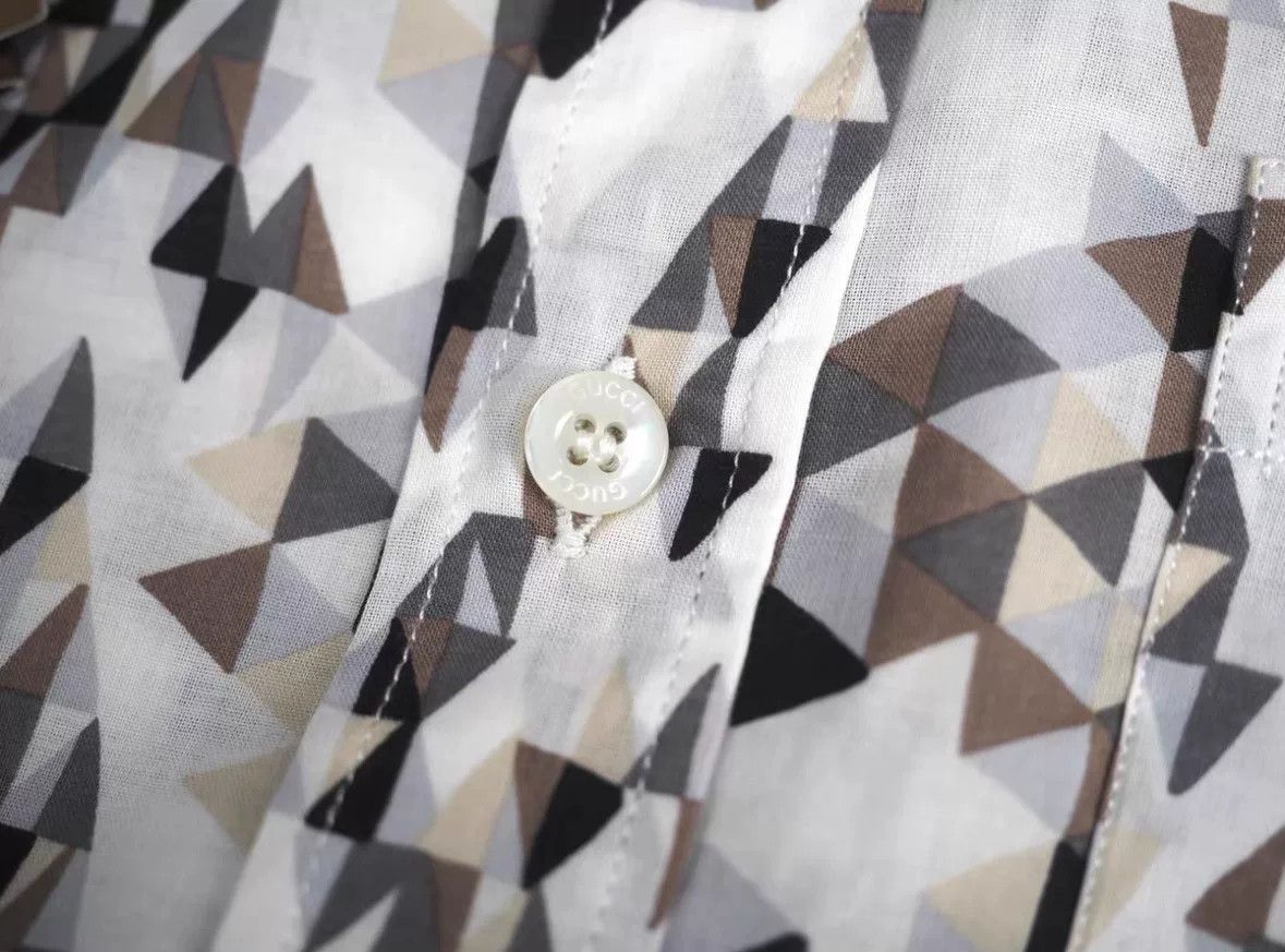 Gucci Gucci Geometric Print Short Sleeve Shirt Size S Size US S / EU 44-46 / 1 - 4 Thumbnail