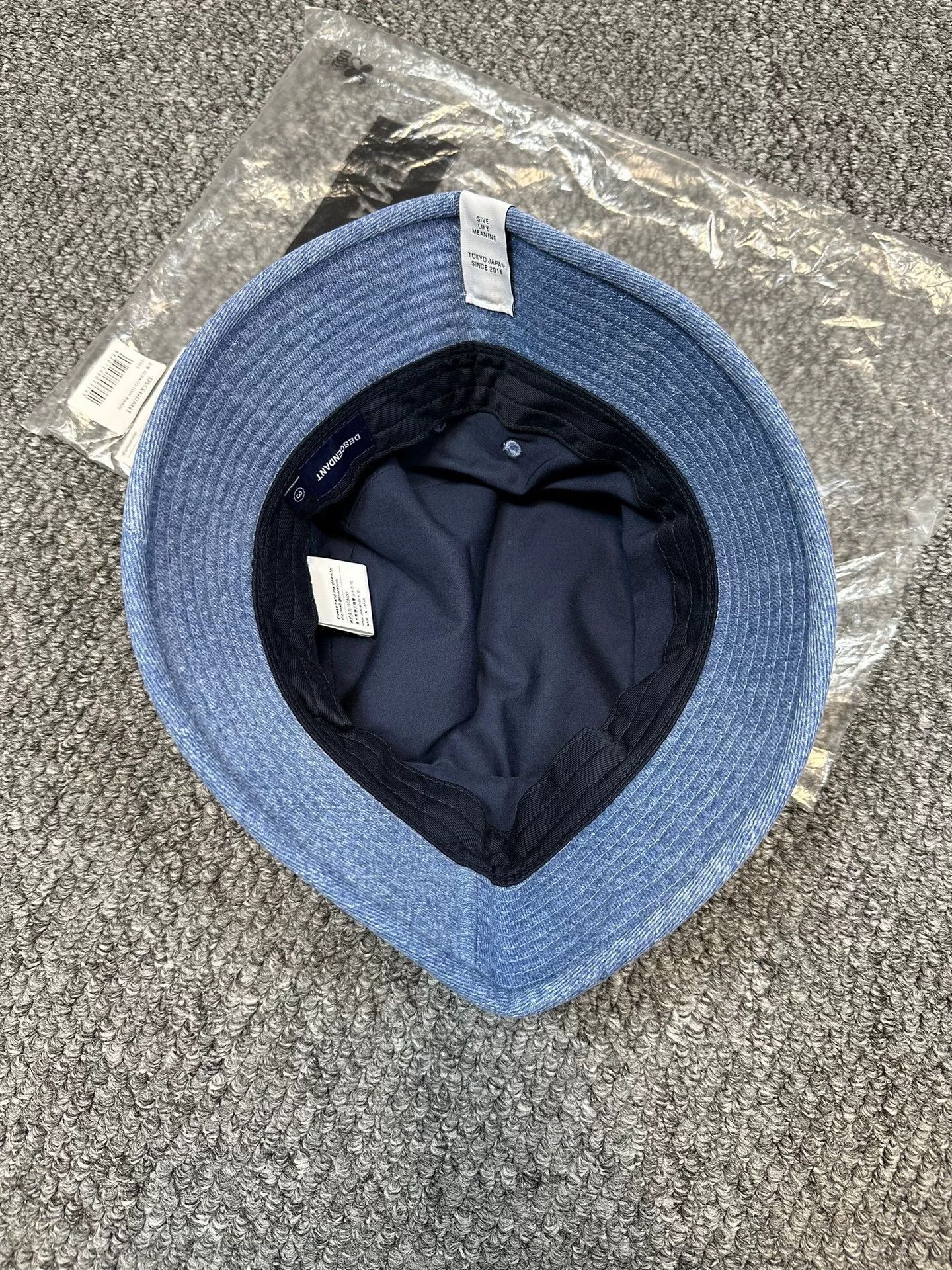 Descendant Descendant DORSAL Washed Denim Bucket Hat Size 3 Size ONE SIZE - 6 Thumbnail