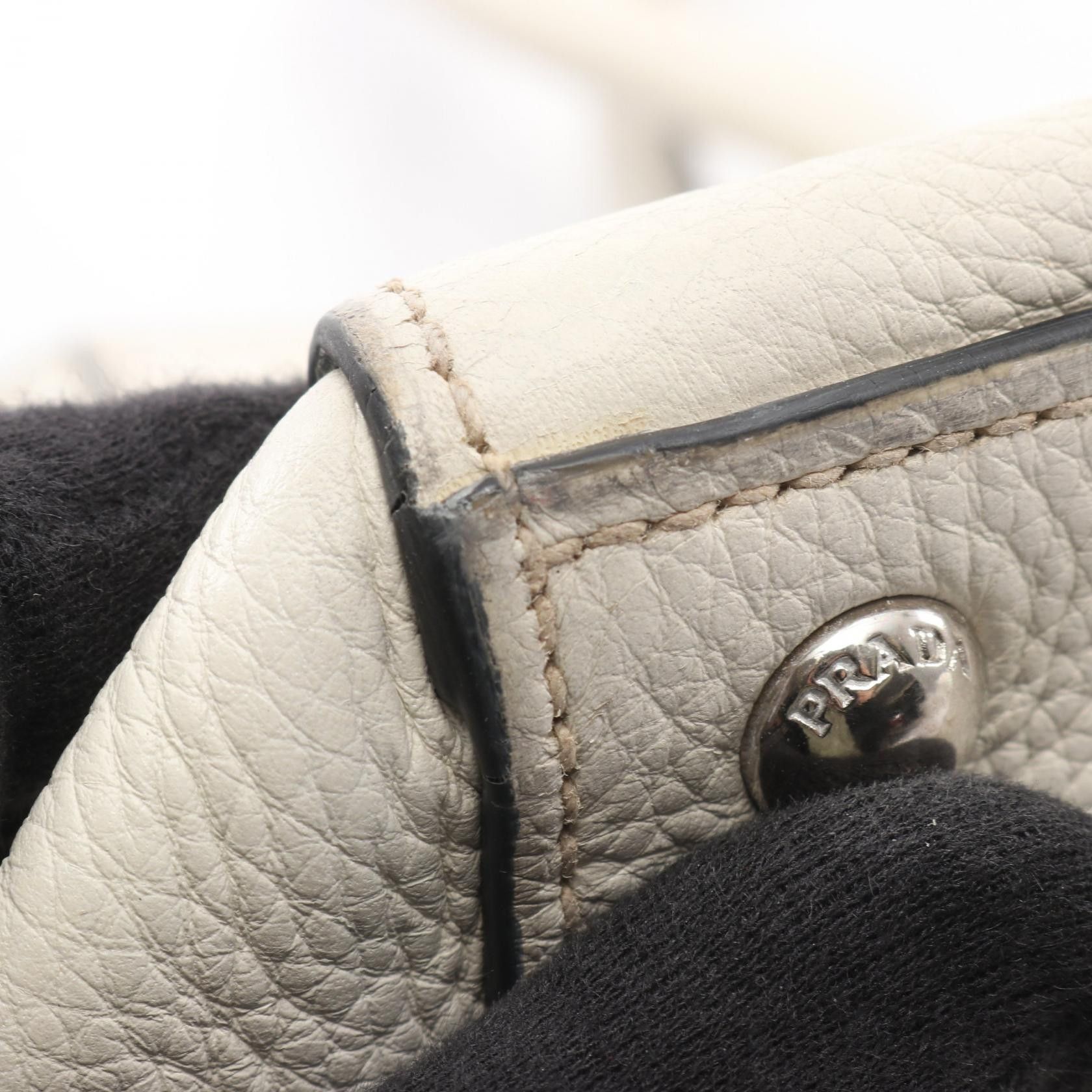 Prada Prada Prada Leather Handbag Leather Handbag DUTY FREE for USA Size ONE SIZE - 7 Thumbnail