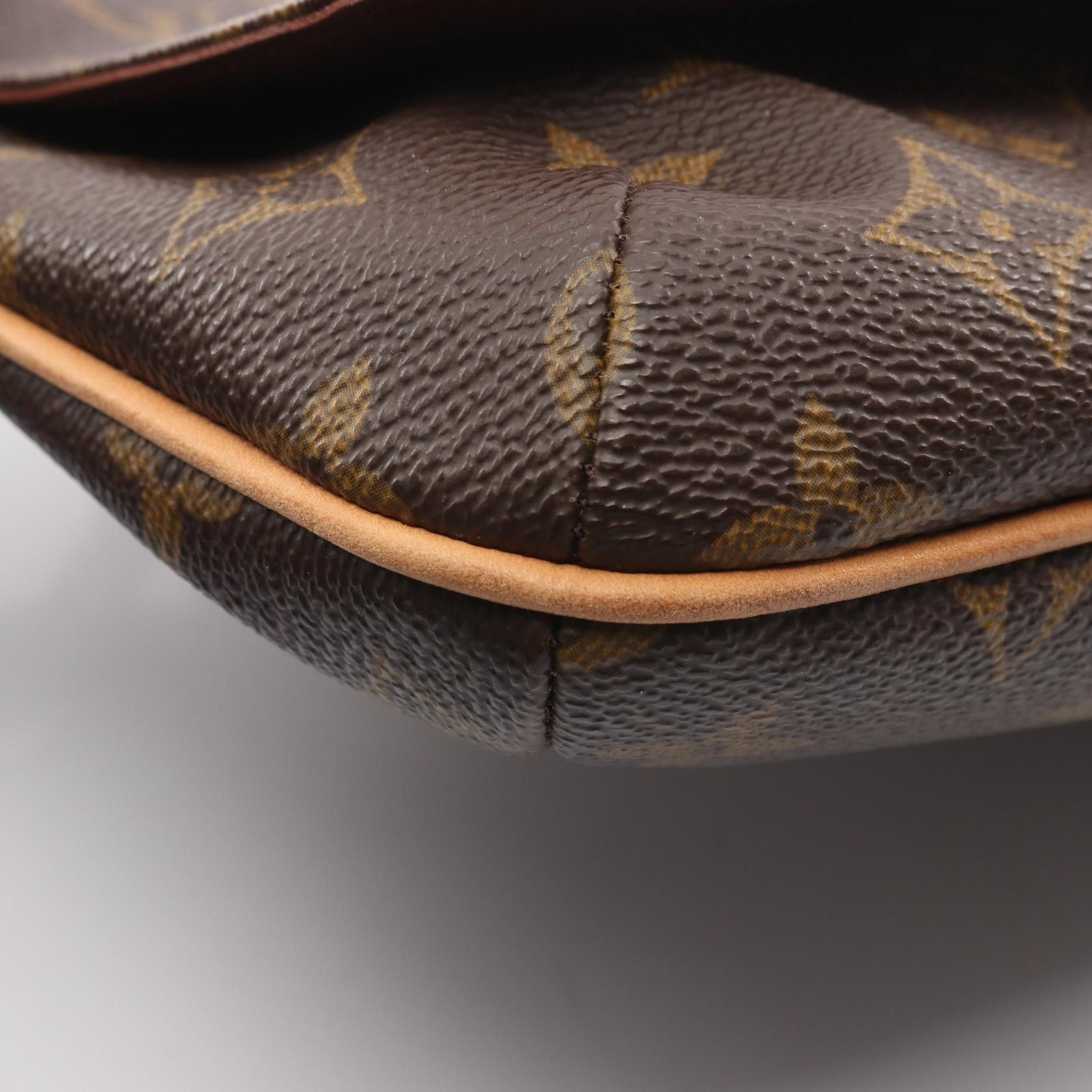 Louis Vuitton Louis Vuitton Louis Vuitton Musette Tango Monogram Shoulder Bag Textile Shoulder Bag M51257 DUTY FREE for USA Size ONE SIZE - 7 Thumbnail