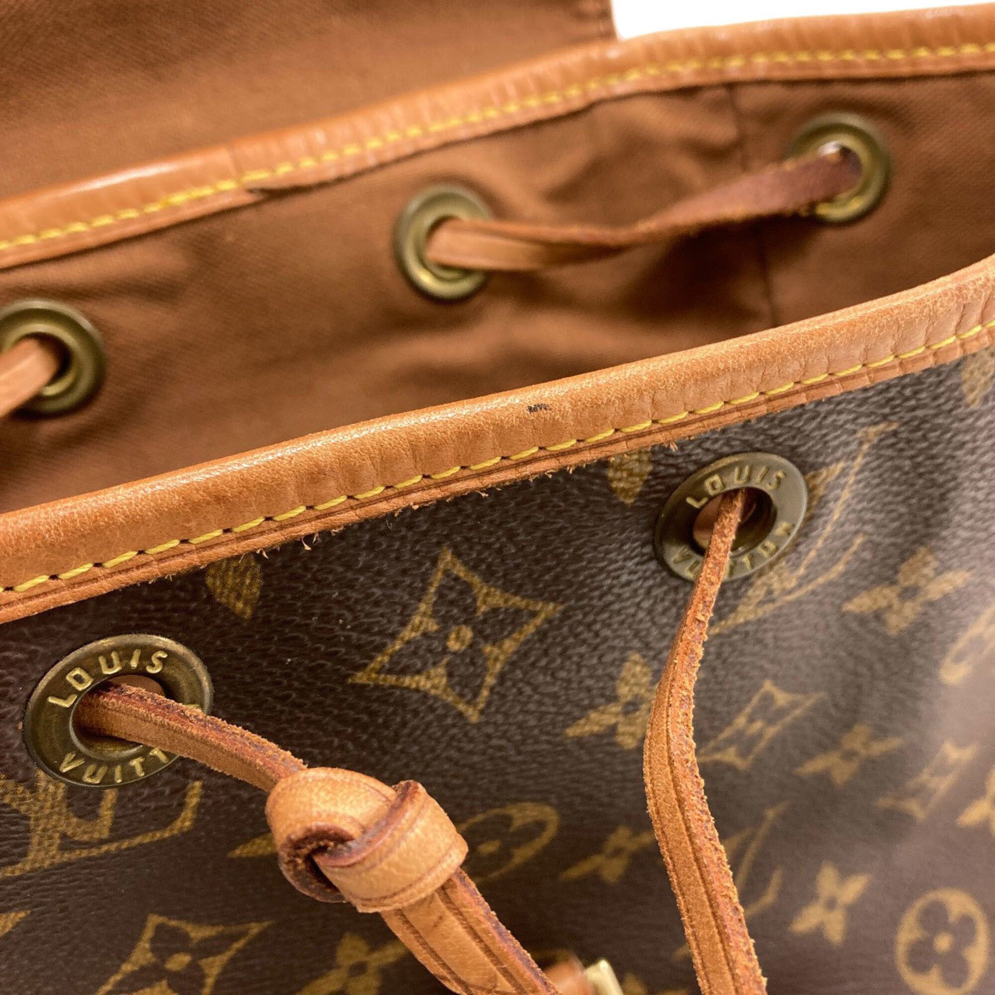 Louis Vuitton Louis Vuitton M51136 Montsouris Middle Backpack/Daypack, Monogram Canvas, Women's LOUIS VUITTON Size ONE SIZE - 10 Thumbnail