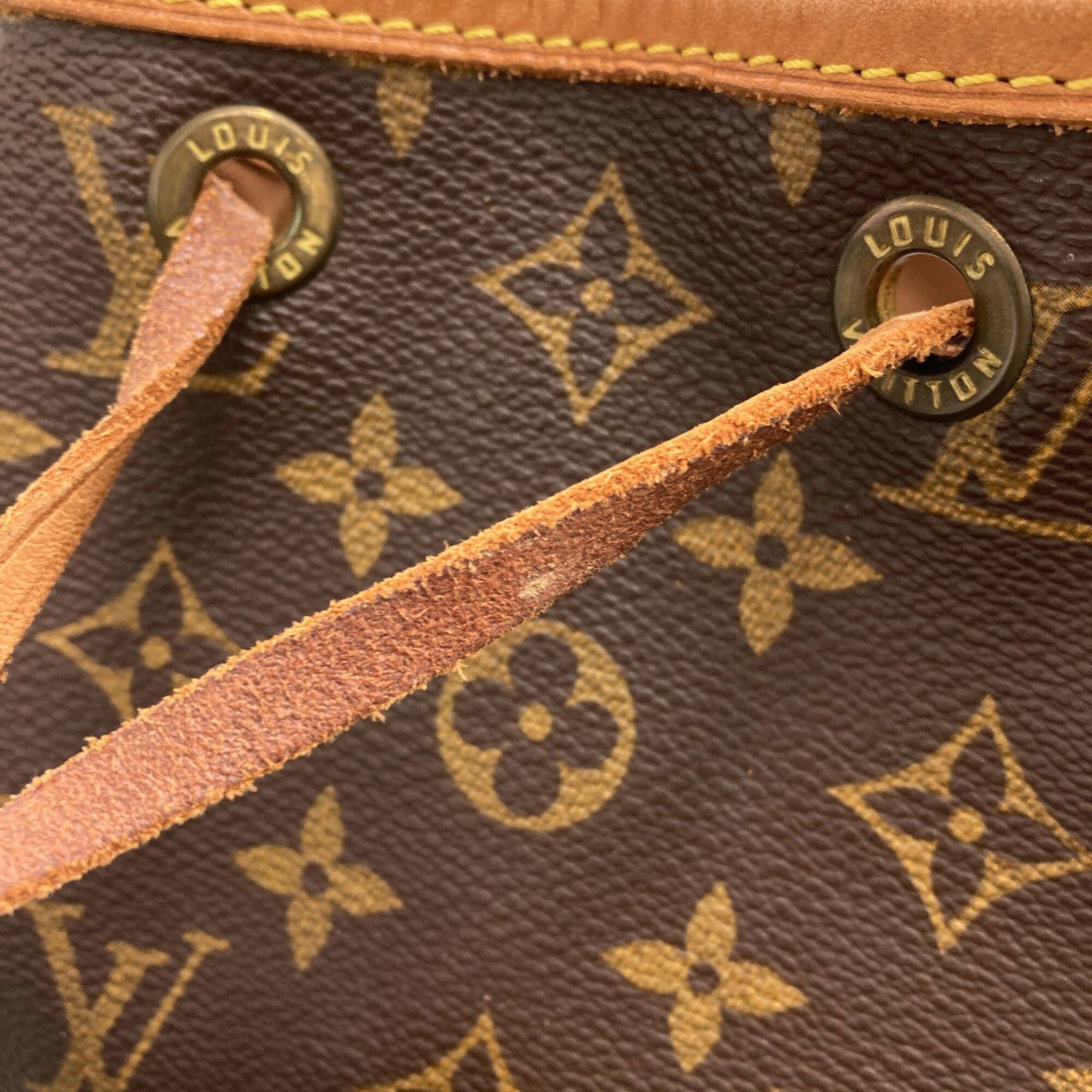 Louis Vuitton Louis Vuitton M51136 Montsouris Middle Backpack/Daypack, Monogram Canvas, Women's LOUIS VUITTON Size ONE SIZE - 15 Thumbnail