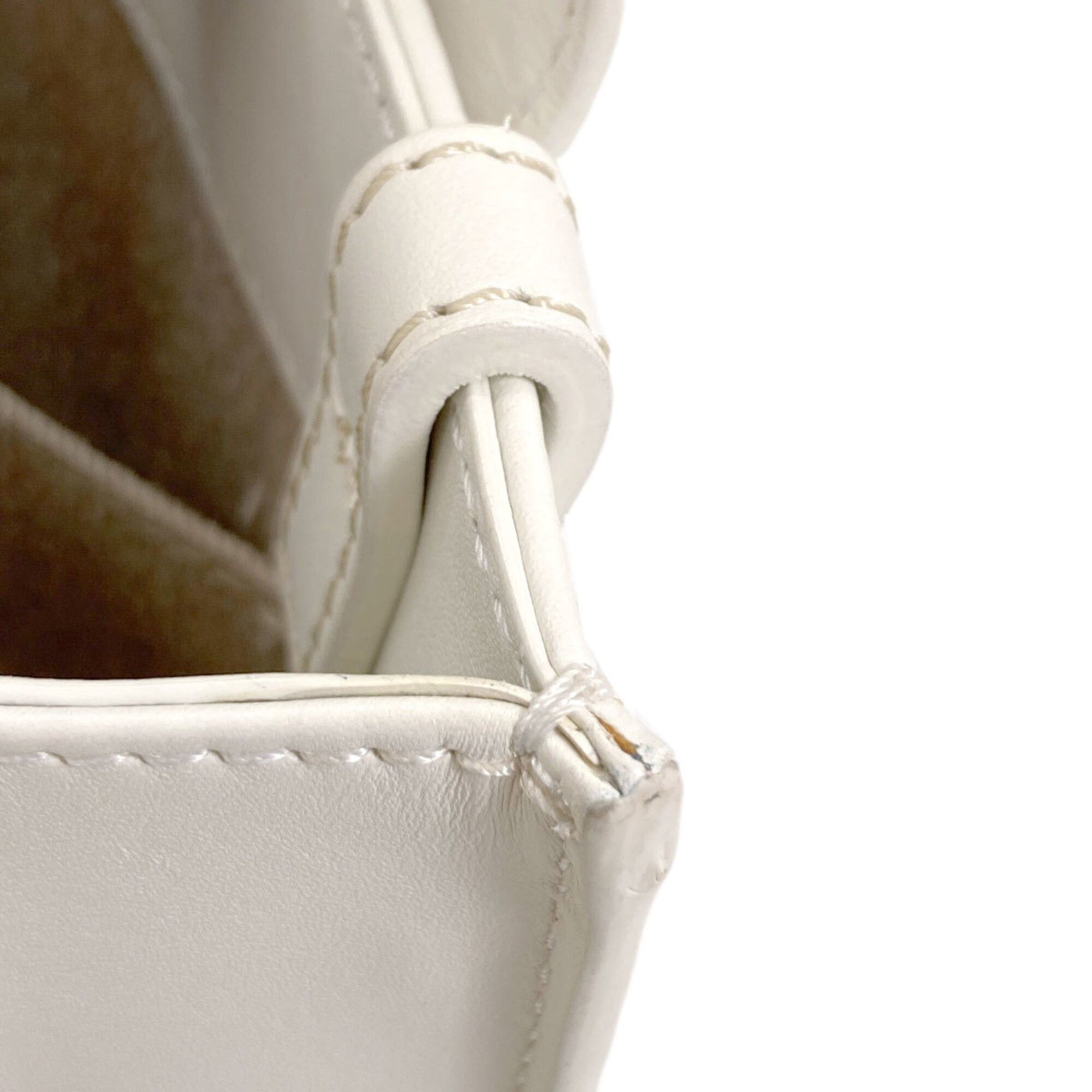Chloe Chloé Chloe Woody Small 2-Way Handbag, Calfskin, Women's. Size ONE SIZE - 17 Thumbnail