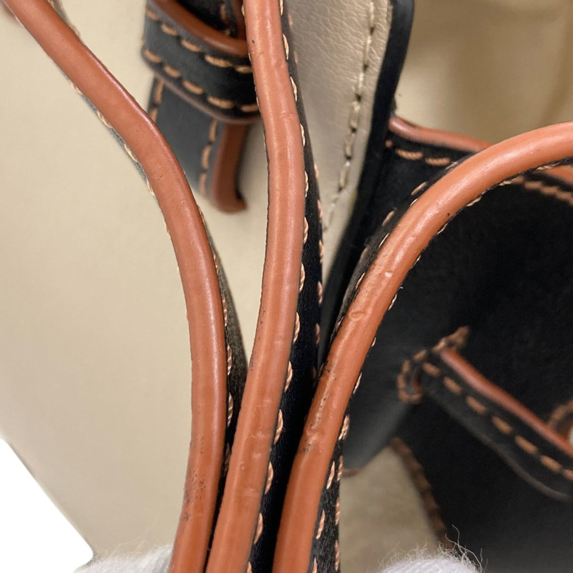 Loewe Loewe Hammock Mini 2-Way Handbag, Calfskin, Women's Size ONE SIZE - 17 Thumbnail