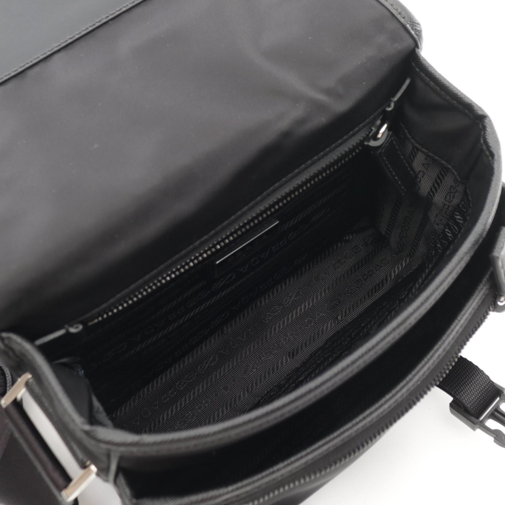 Prada Prada Prada RE-NYLON TESSUTO SAFFIANO shoulder bag Textile Shoulder Bag 2VD0342DMHF0002 DUTY FREE for USA Size ONE SIZE - 3 Thumbnail