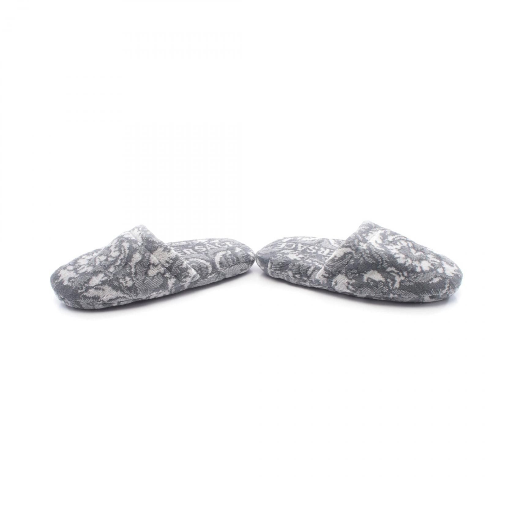 Versace Versace Versace Bath Slippers Barocco Cotton Cashmere Slippers Textile Shoes ZSLB000091A08851 DUTY FREE for USA Size ONE SIZE - 3 Thumbnail