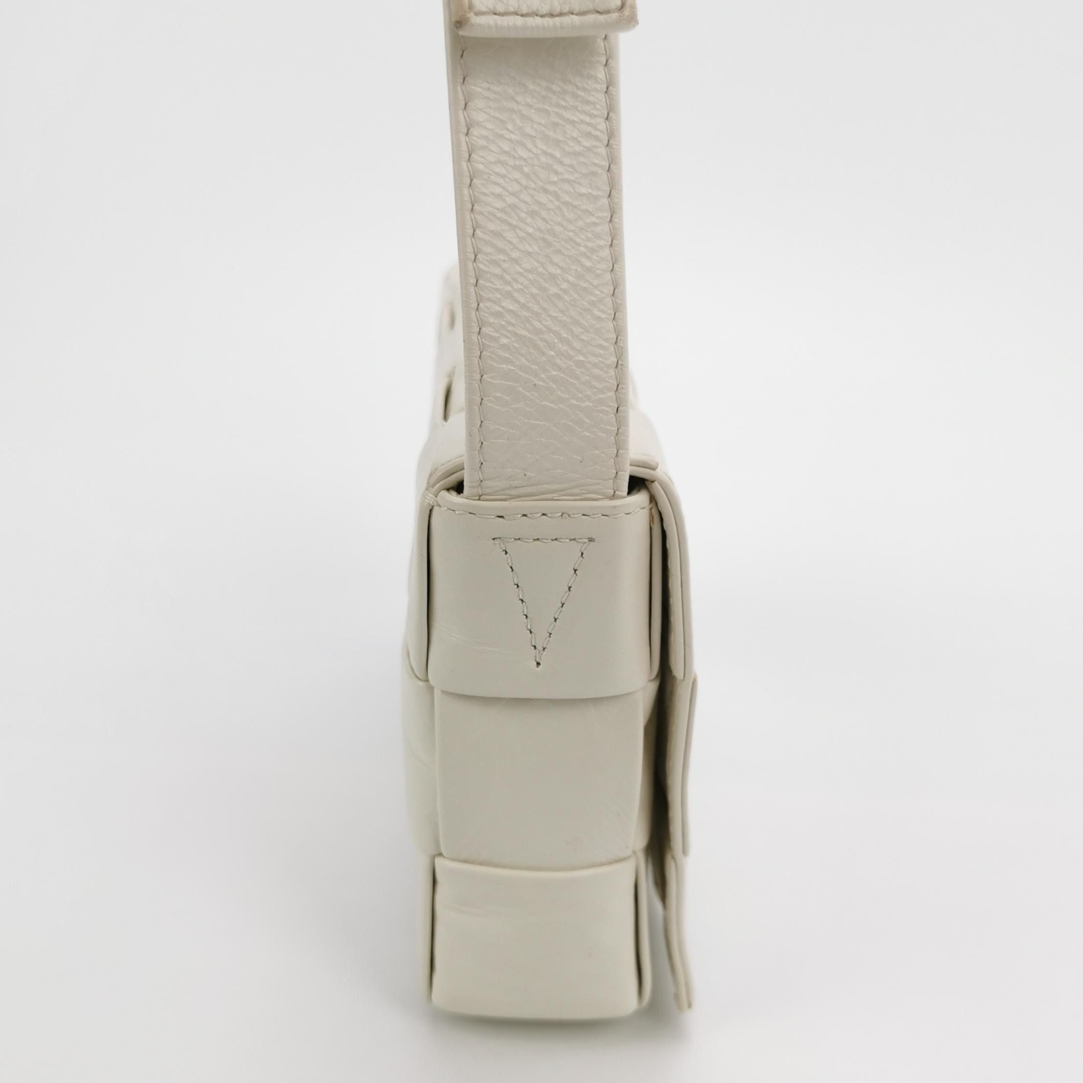 Bottega Veneta Bottega Veneta Women os Shoulder Bags Size ONE SIZE - 4 Thumbnail